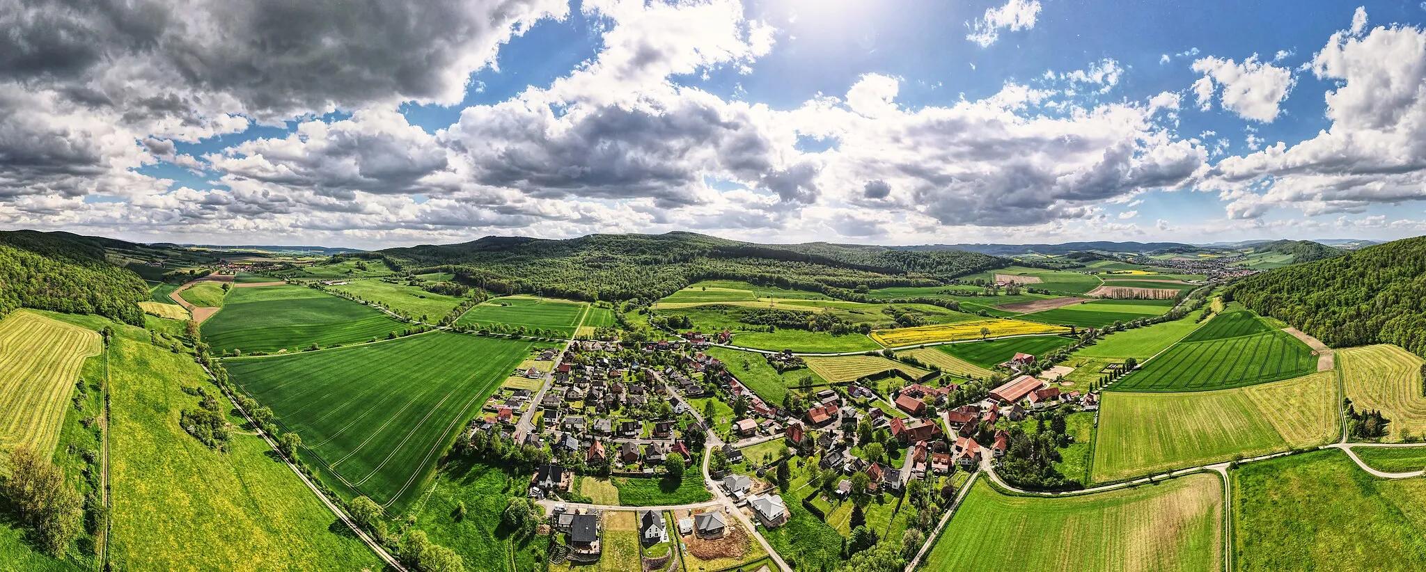 Photo showing: Luftbild - Panorama von Varrigsen