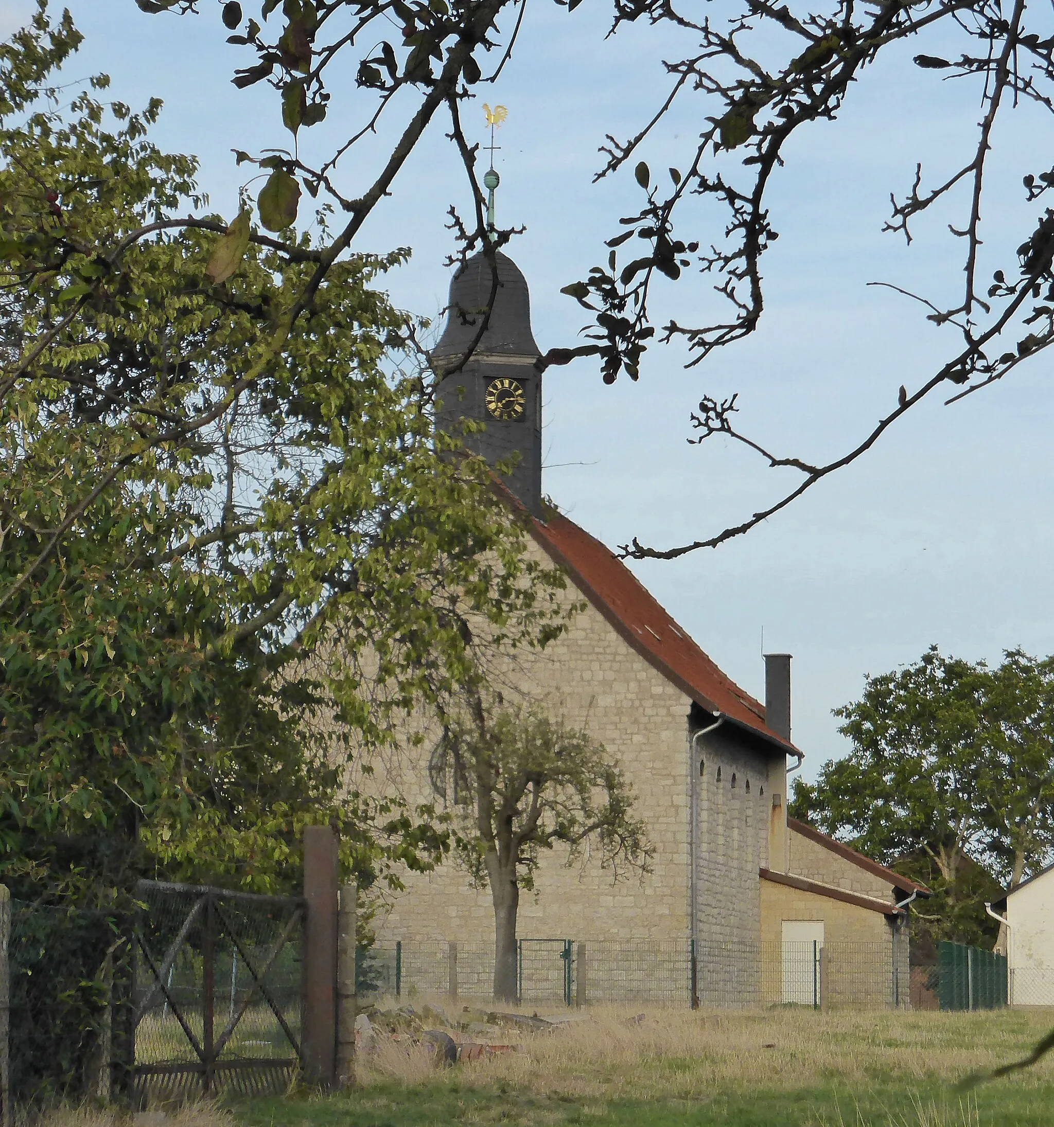 Photo showing: Katholische Kirchen in Farmsen.