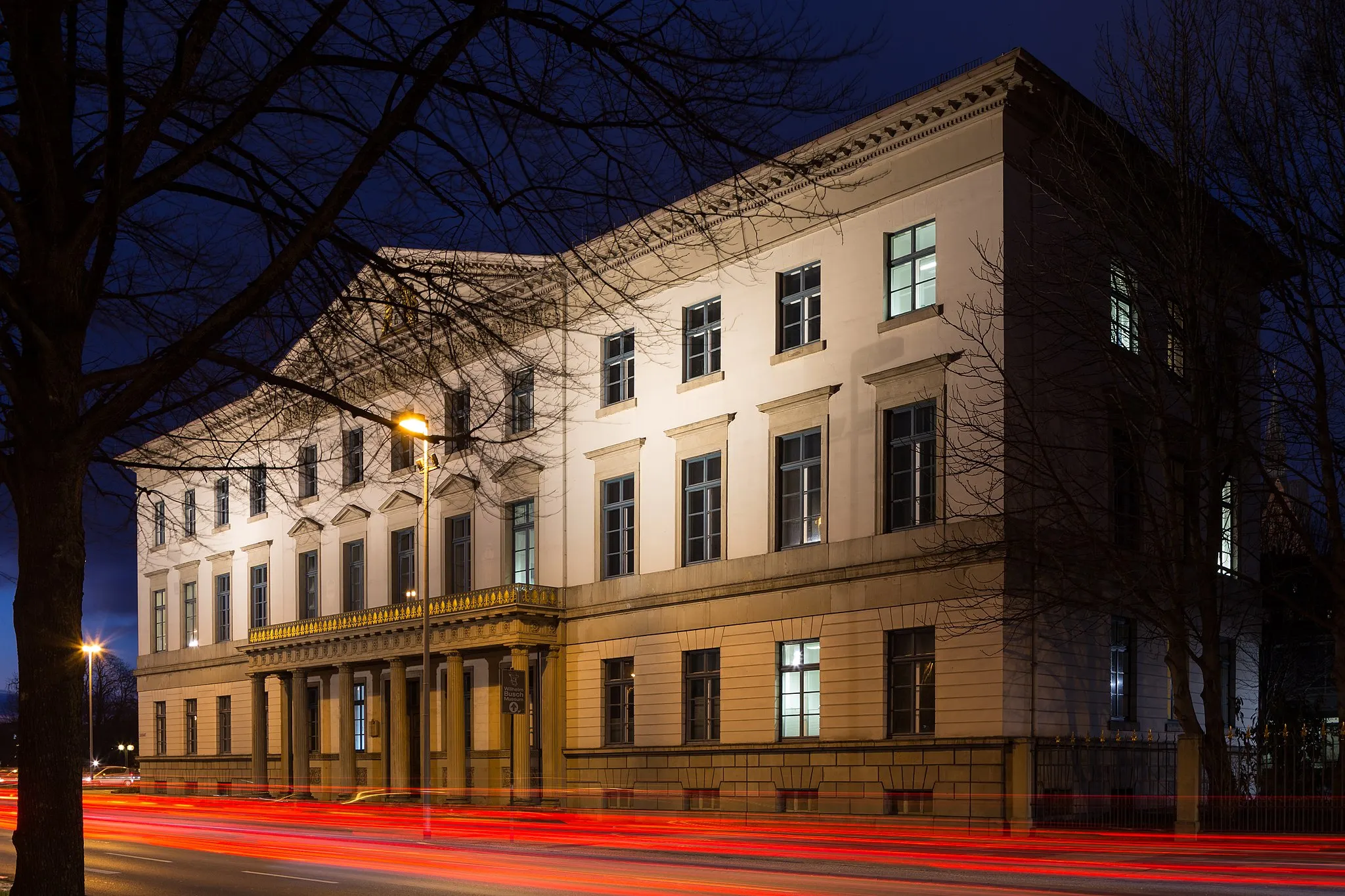 Photo showing: Wangenheimpalais building located at Friedrichswall road in Mitte district of Hanover, Germany.