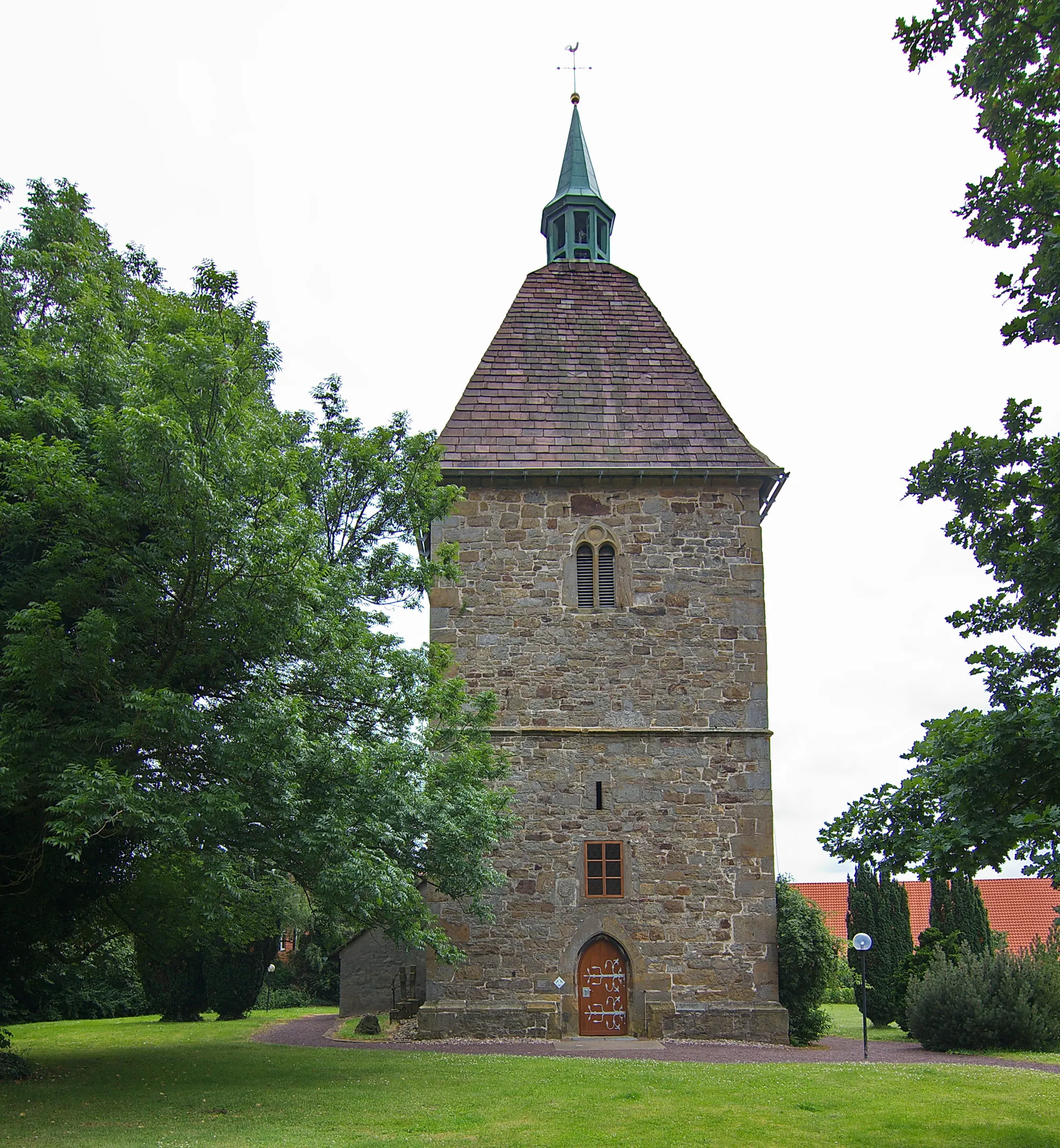 Photo showing: Pfarrkirche St. Ägidien, als Bruchsteinbau erbaut in der ersten Hälfte des 15. Jahrhunderts auf den Resten einer Vorgängerkirche von 1200.