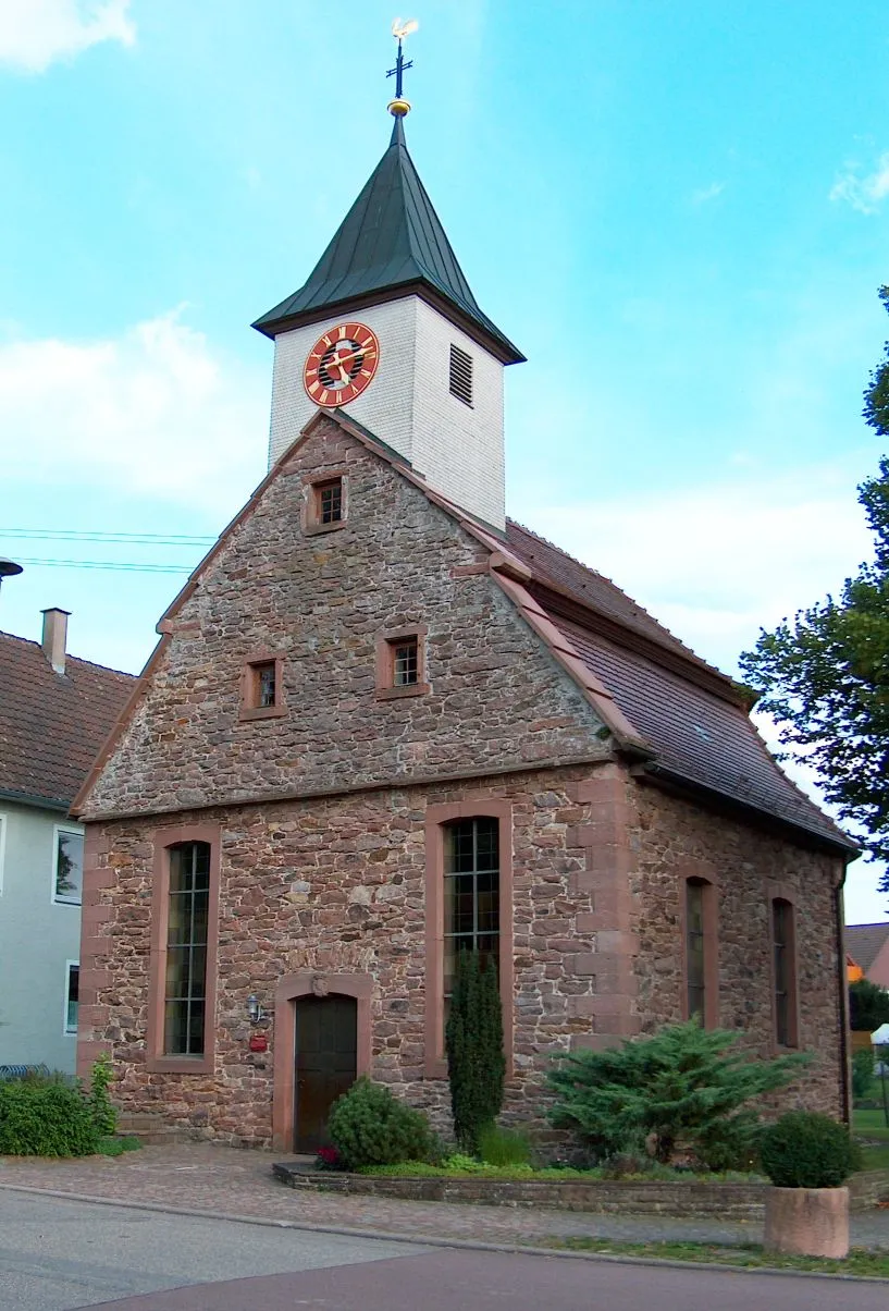 Photo showing: Evangelische Kirche in Neuhengstett.