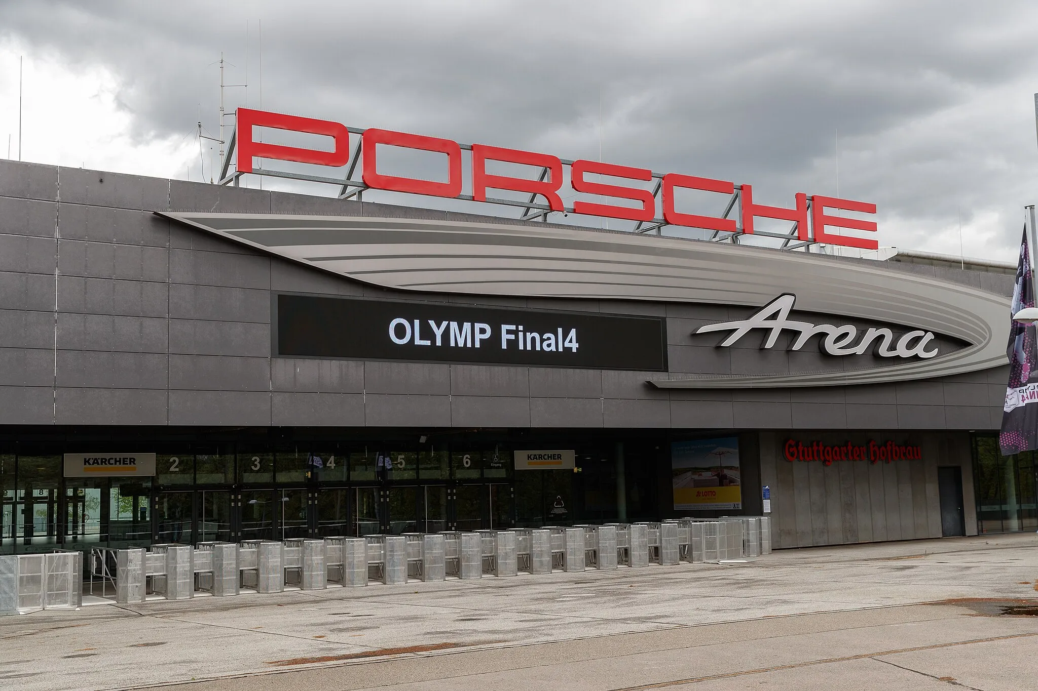 Photo showing: Handball Frauen, OLYMP Final4 2021, HL Buchholz 08-Rosengarten vs. SG BBM Bietigheim: Porsche Arena; Symbolbild