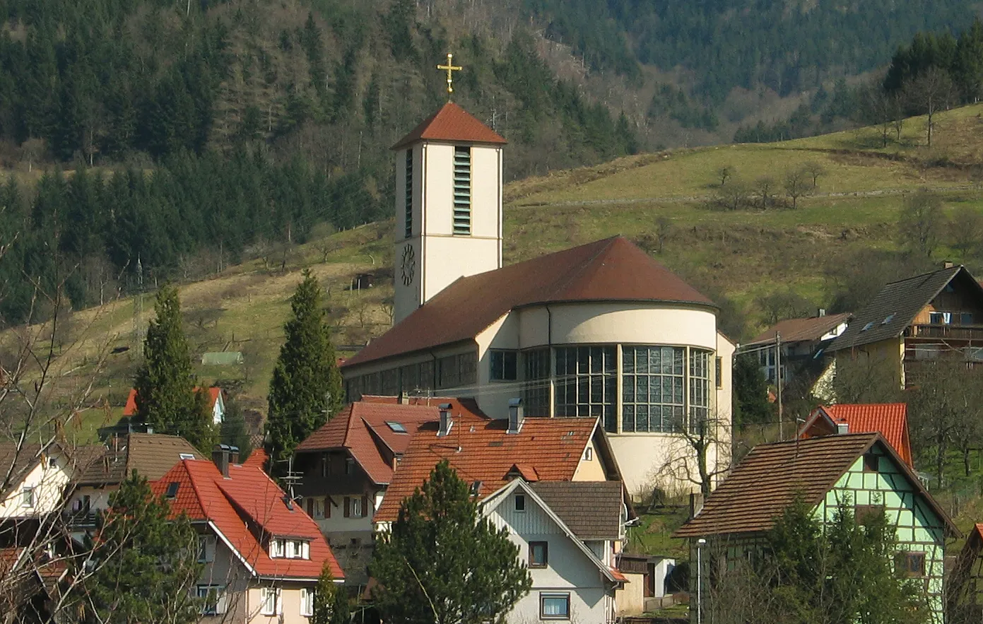 Photo showing: Kirche "Seliger Bernhard" in Gausbach