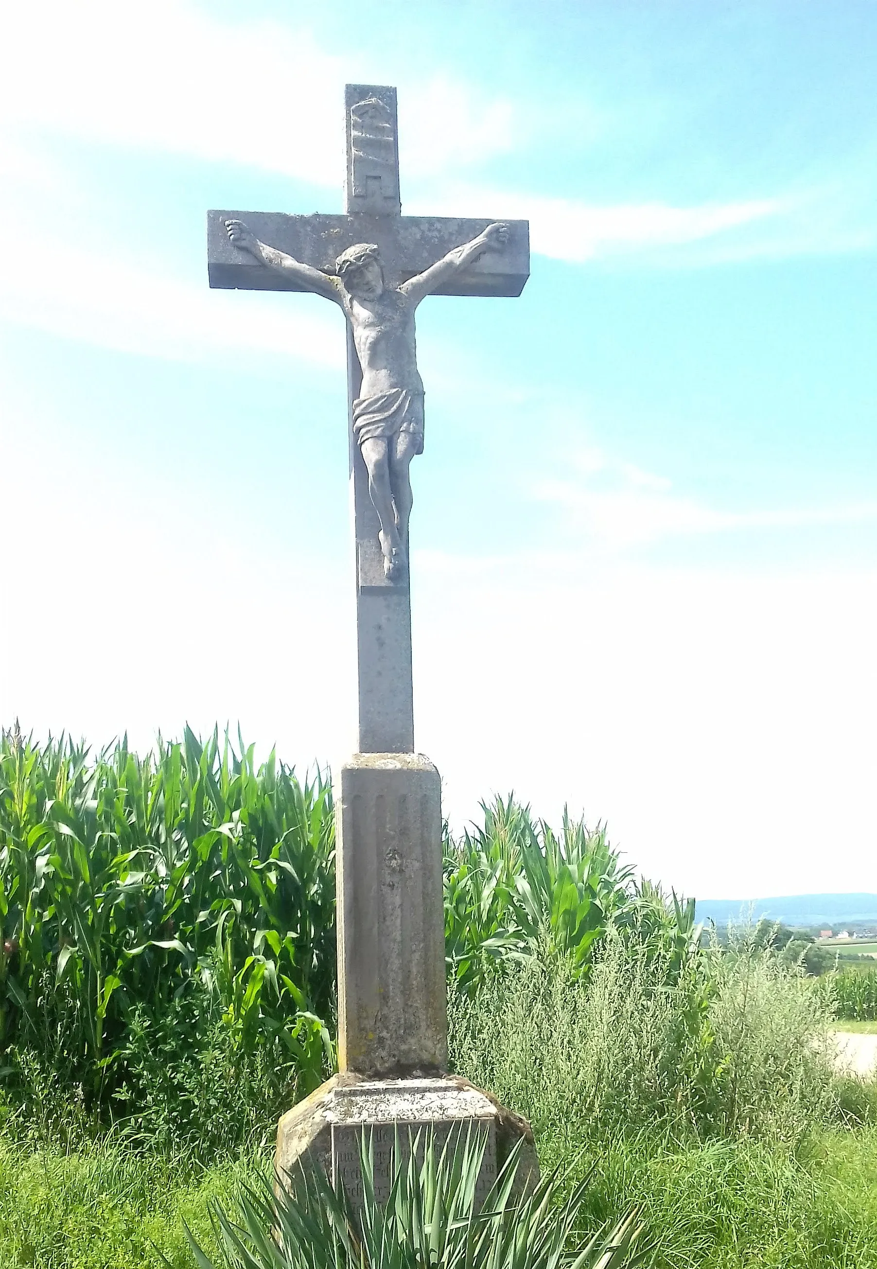 Photo showing: Crucifix "Heitzenwaeldel" à Crœttwiller