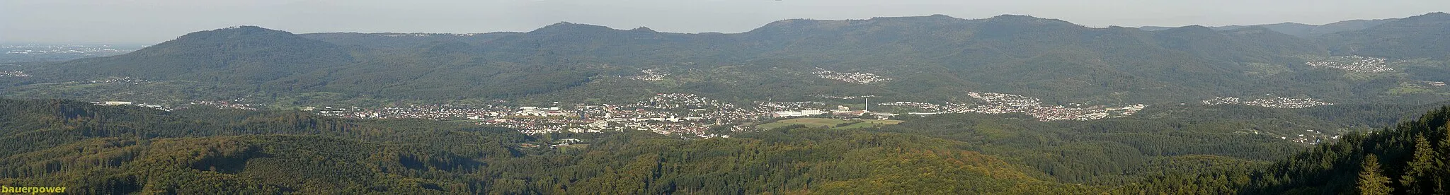 Photo showing: Panorama von der Ebersteinburg nach Norden Richtung Gernsbach