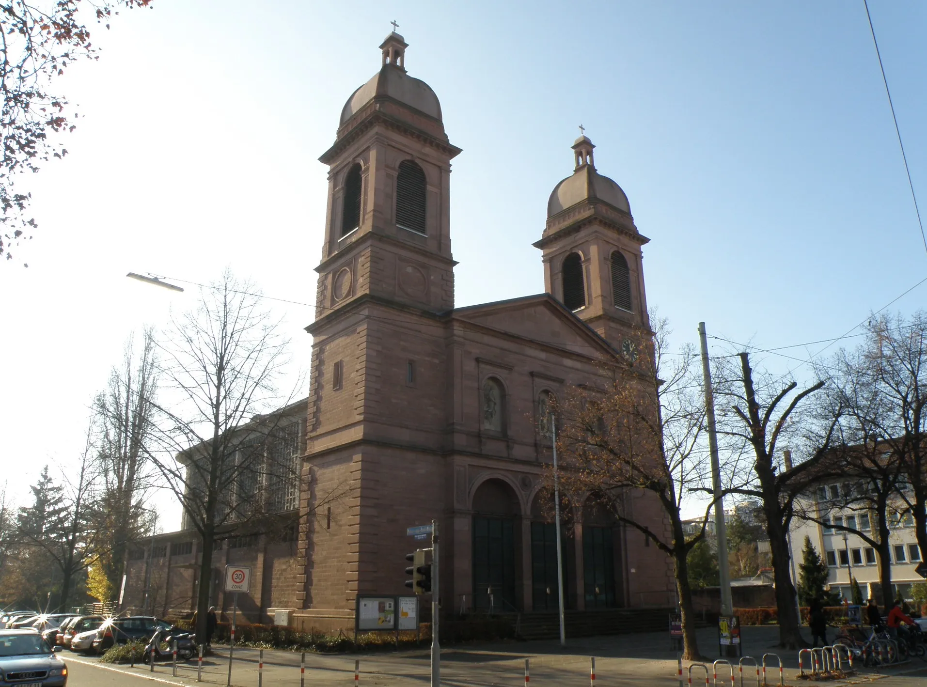 Photo showing: St. Peter und Paul Kirche, Mühlburg, Karlsruhe (2011)