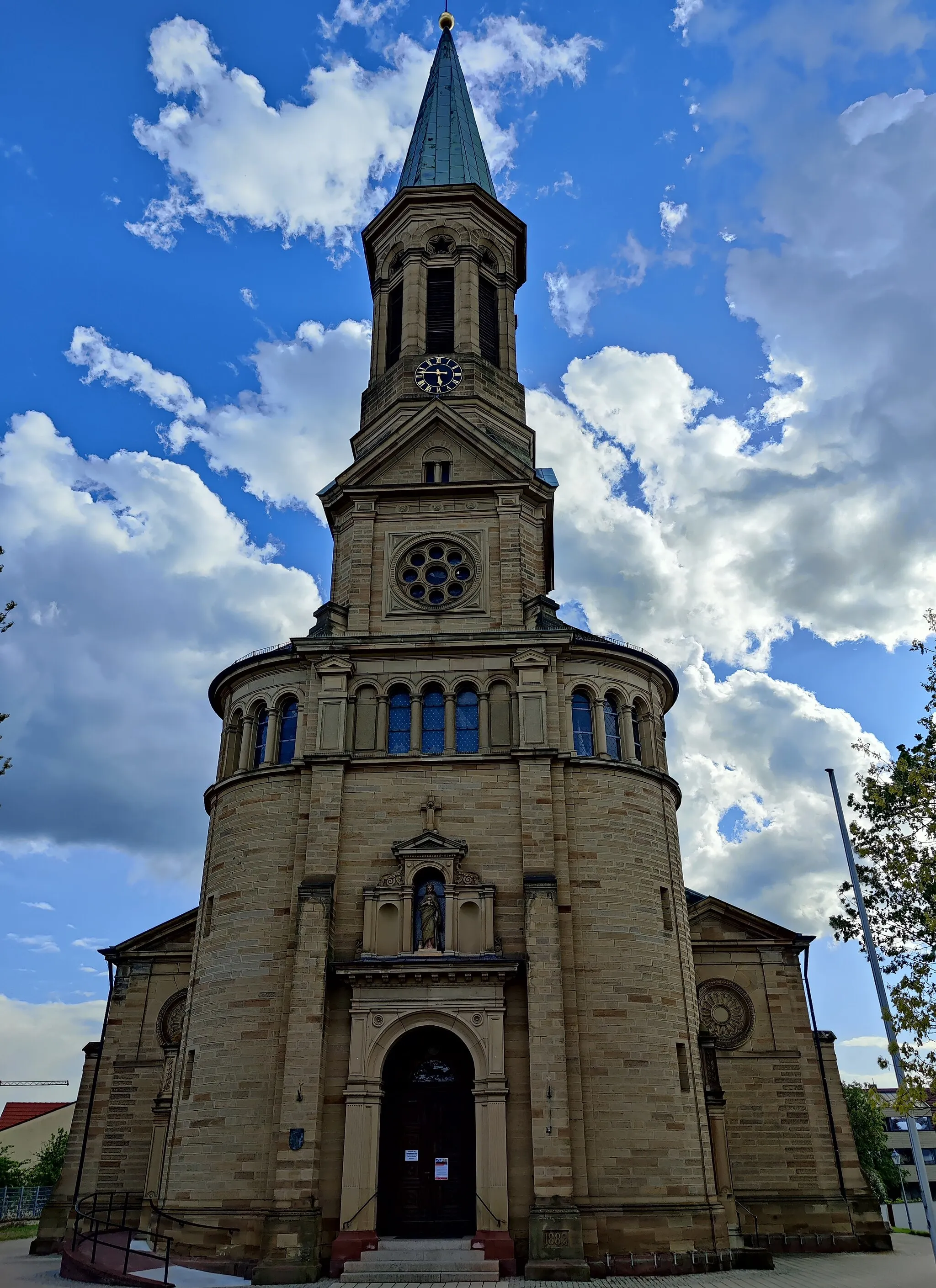 Photo showing: Katholische Pfarrkirche St. Barbara Forst, Landkreis Karlsruhe, Baden-Württemberg, Deutschland