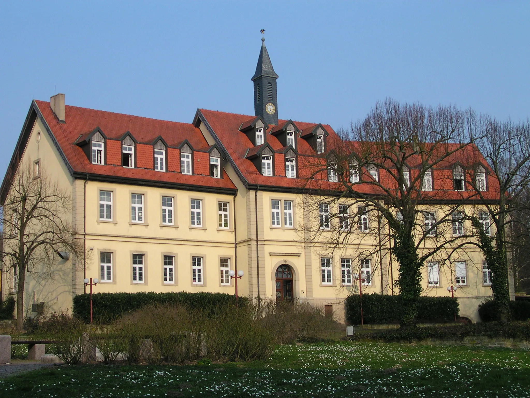 Photo showing: Sinsheim. Sunnisheimgebäude von Stift Sunnisheim