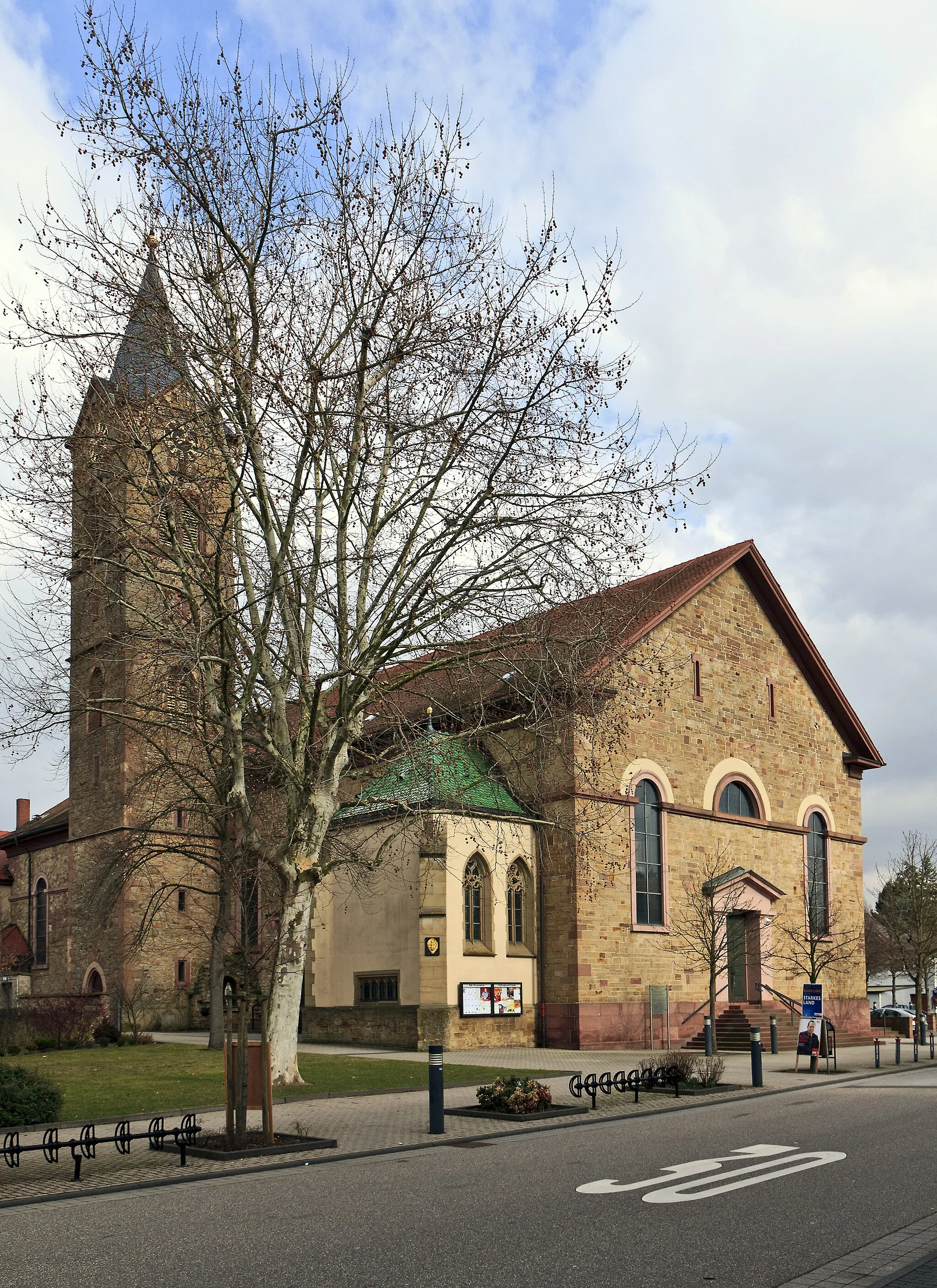 Photo showing: Waghäusel, Stadtteil Kirrlach, katholische Kirche St. Kornelius und Cyprian