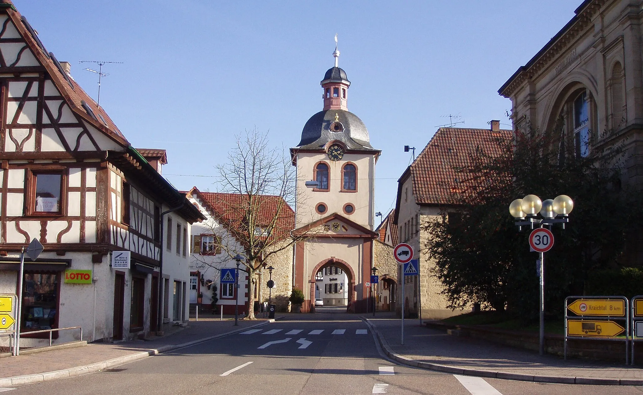 Photo showing: Heidelsheim