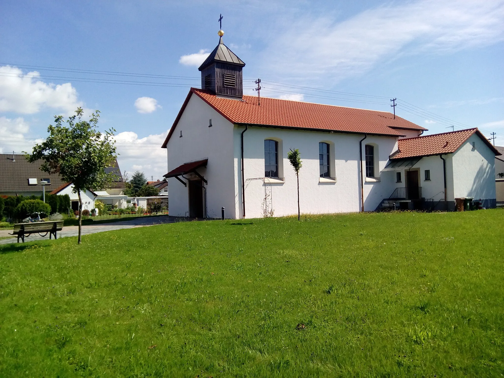 Photo showing: Frauenweiler, 69168 Wiesloch, Germany

Marienkirche im Ortsteil Frauenweiler