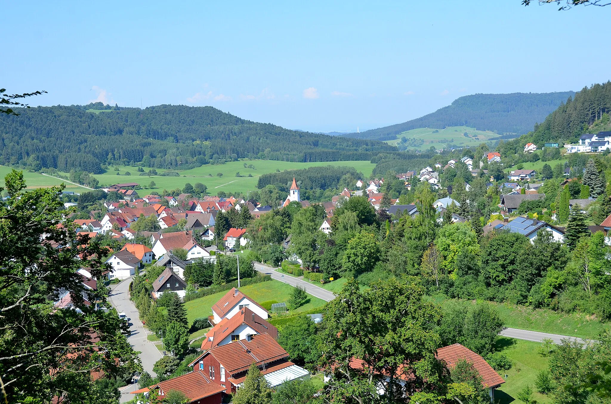 Photo showing: View across Tieringen in Baden-Württemberg (2018)
