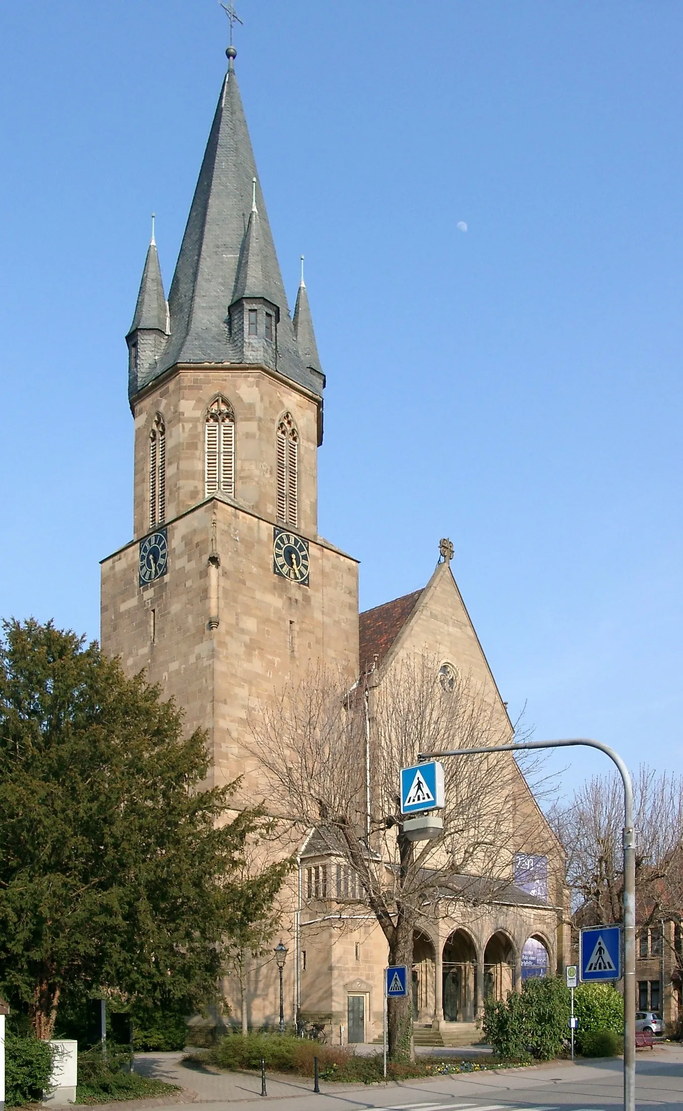 Photo showing: Rauenberg, Kirche der katholischen Pfarrgemeinde St. Peter und Paul