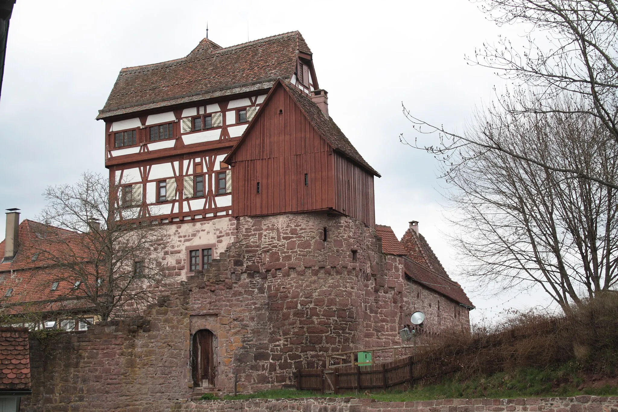 Photo showing: Anblick der Burganlage