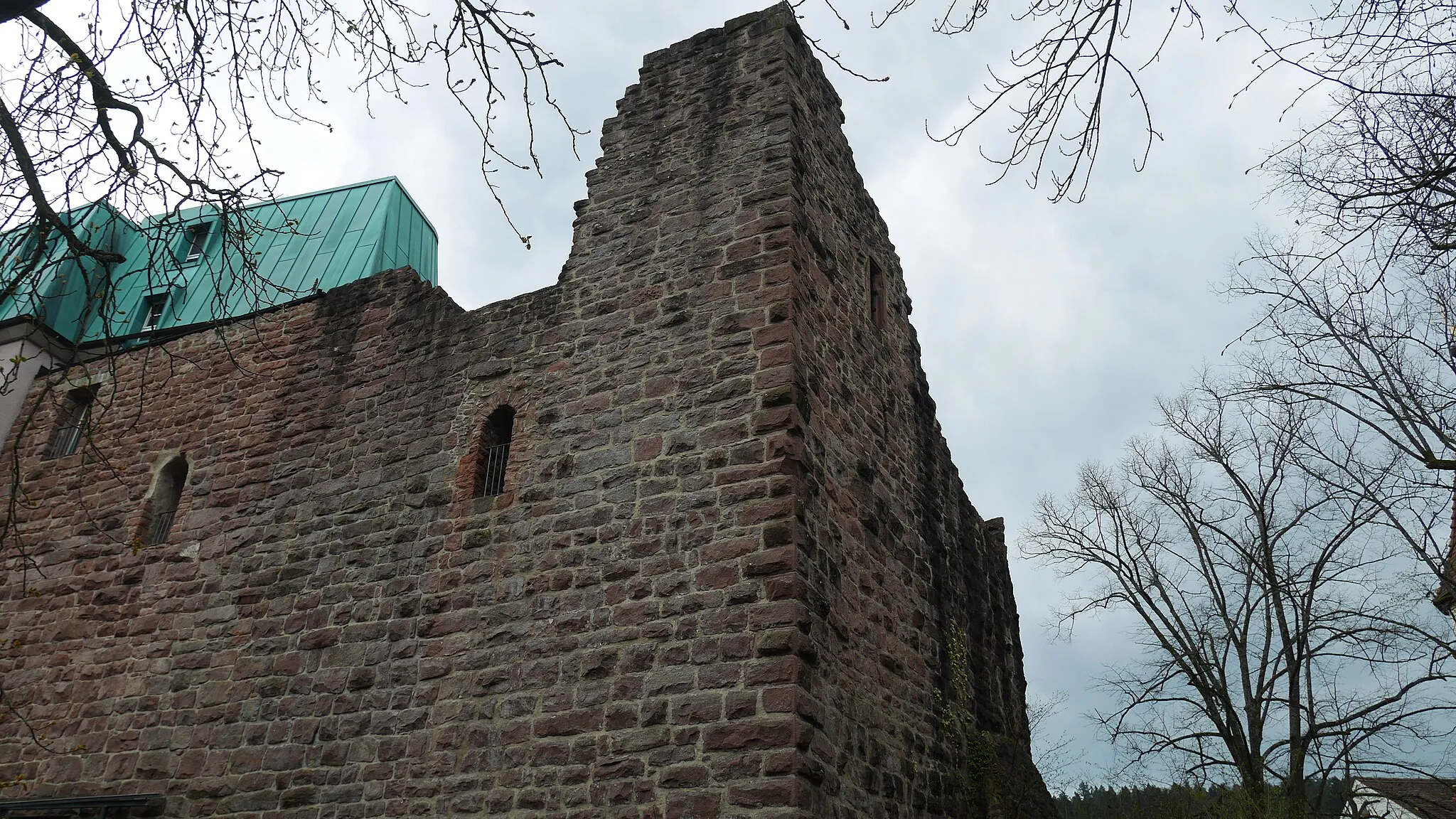 Photo showing: Burg Rabeneck (Dillweißenstein) Ruine