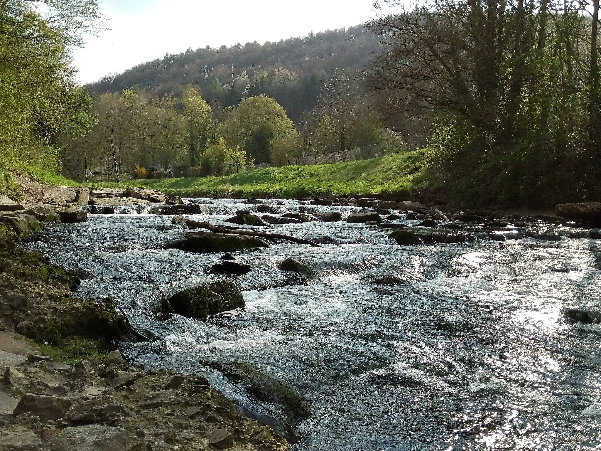 Photo showing: Raue Rampe an der Pfinz oberhalb von Pfinztal-Berghausen