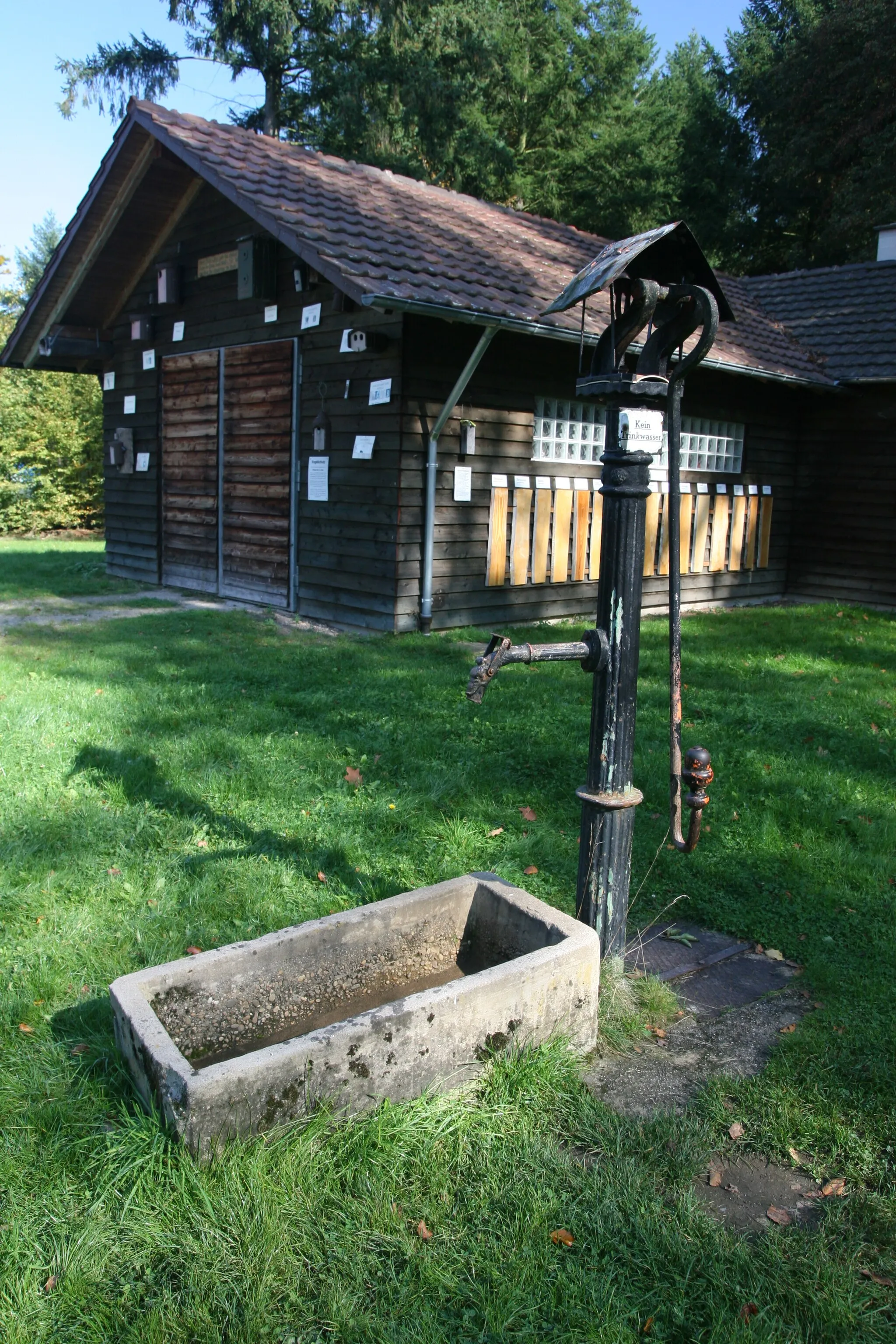Photo showing: Brunnen an der Bietigheimer Waldhütte.