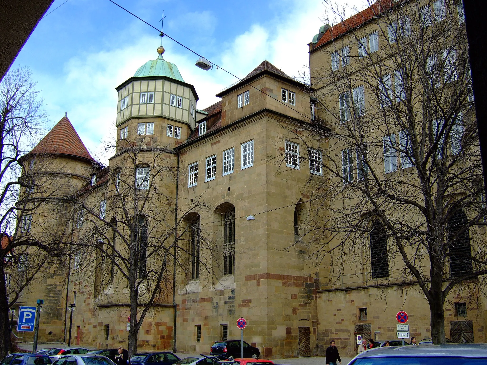 Photo showing: Stuttgart- Old Castle. View from the market hall.