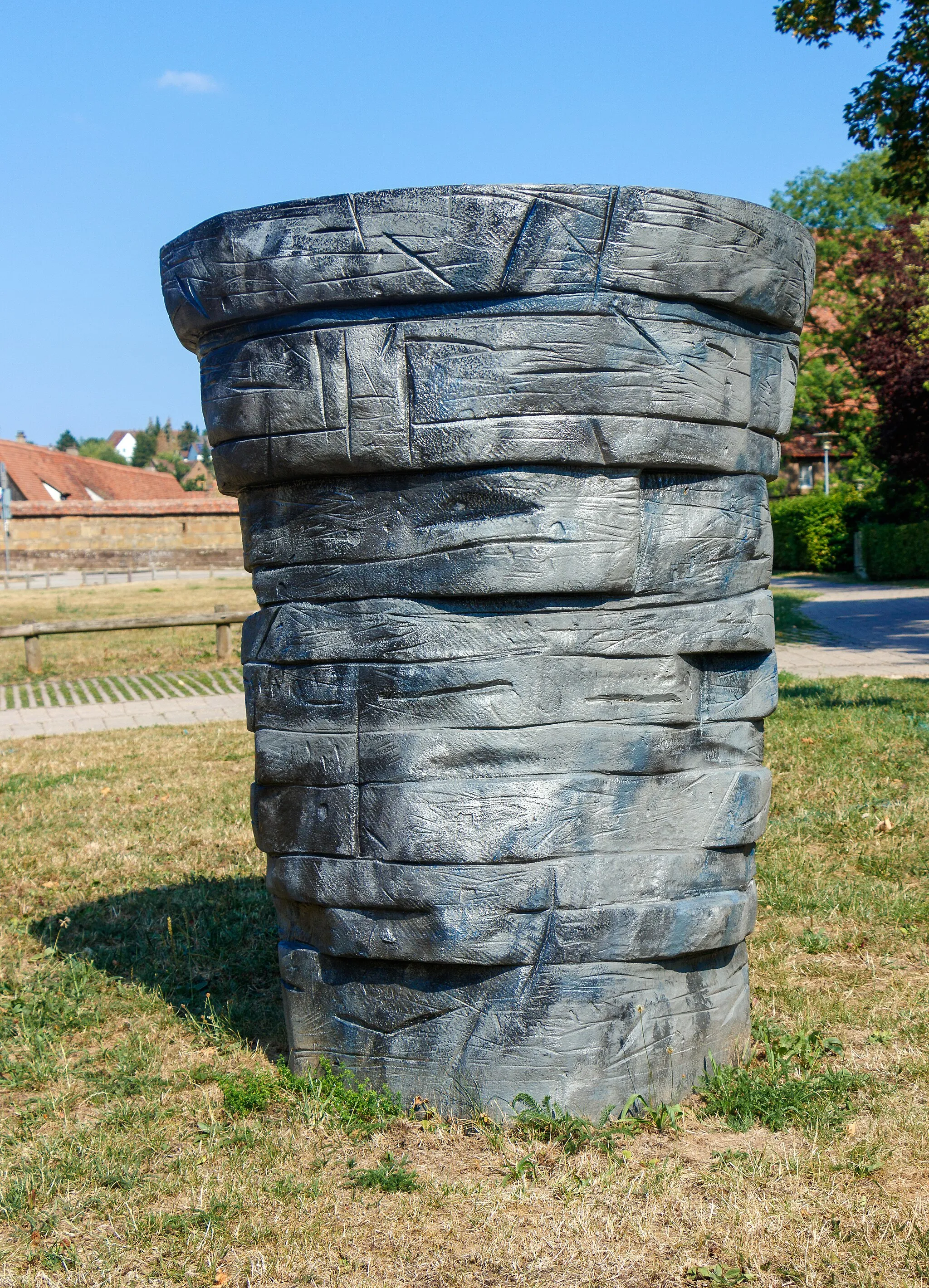 Photo showing: "Cast-iron eyecatcher" by Ingrid Hartlieb, cast iron, 2015, Skulpturenweg Maulbronn, Maulbronn, Germany