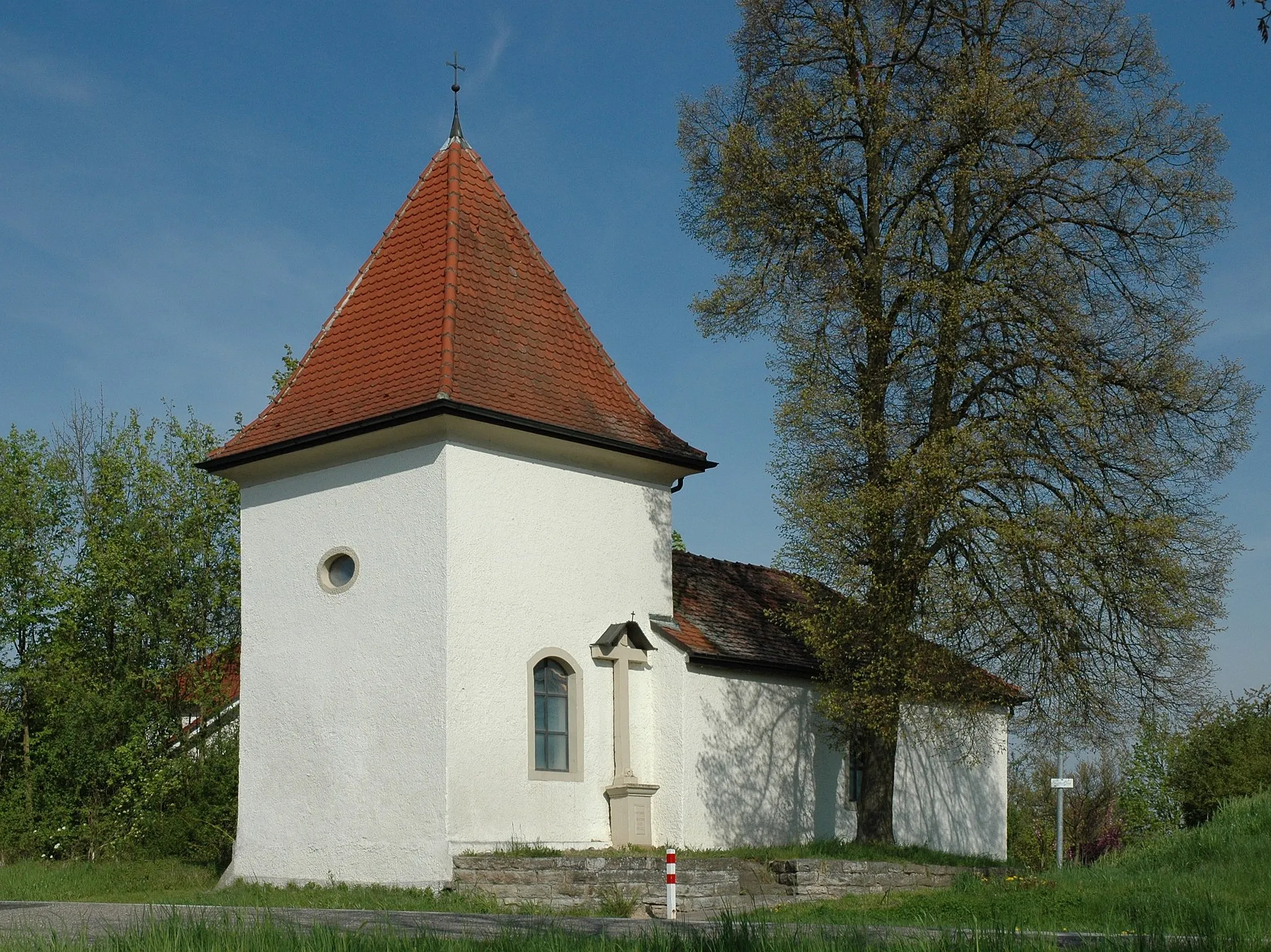 Photo showing: Trinity chappel in Oedheim