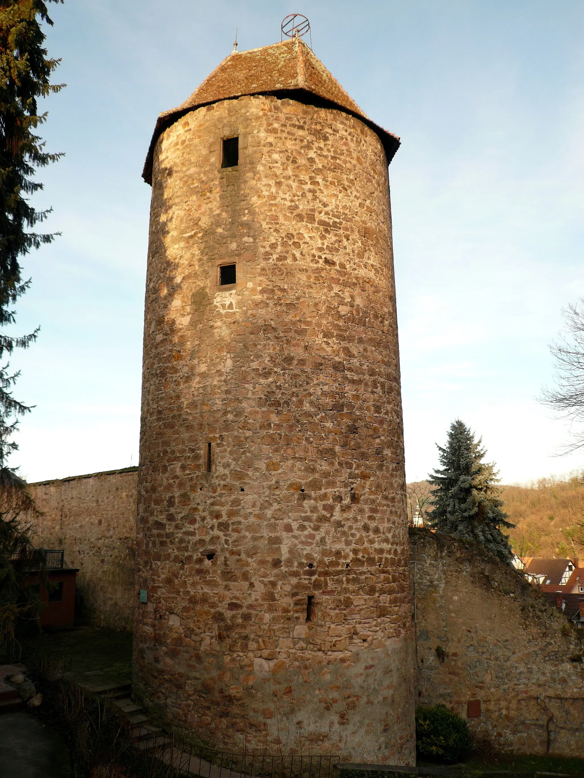 Photo showing: Blauer Hut, a tower of the old town fortification at Weinheim