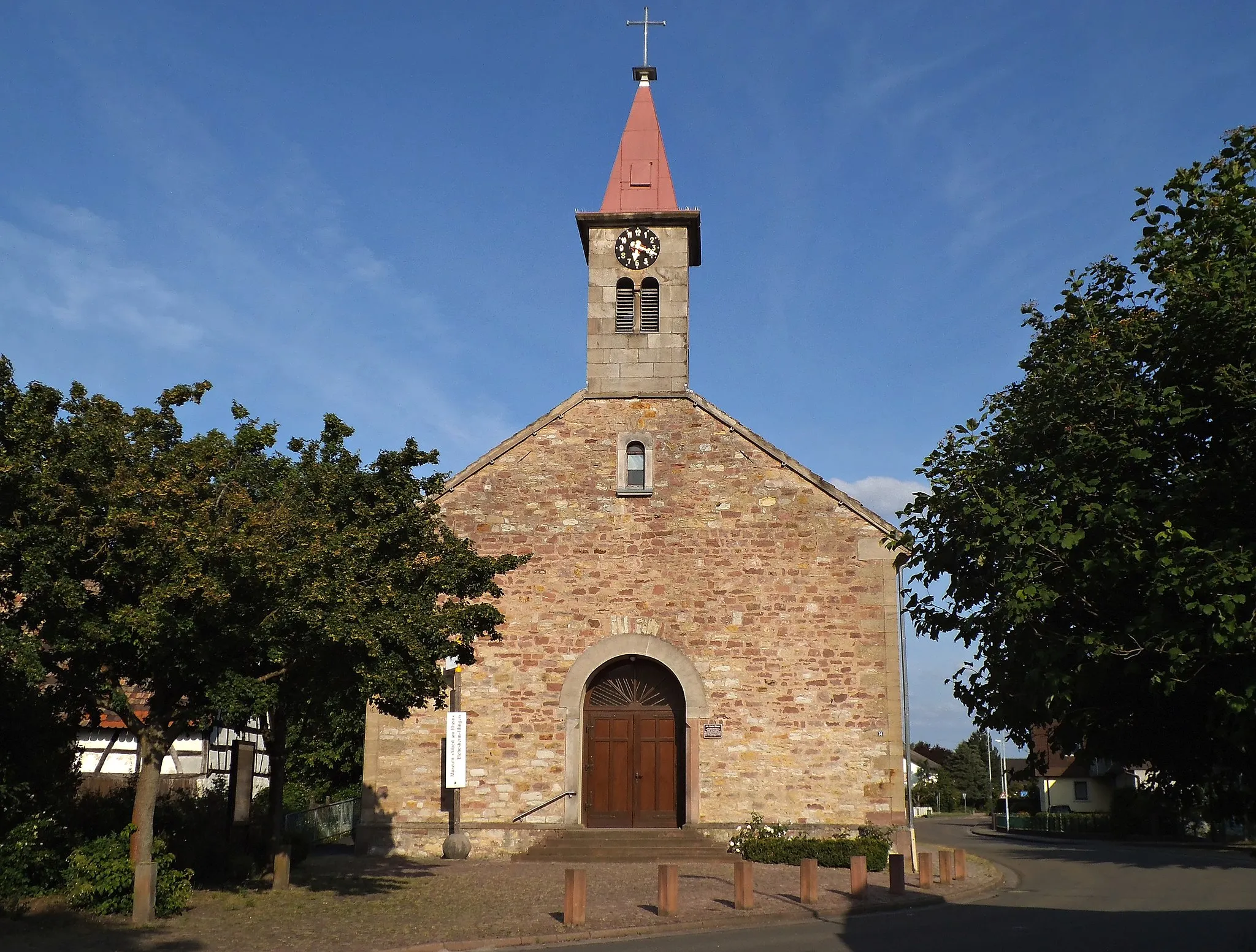 Photo showing: Alte Kirche Illingen