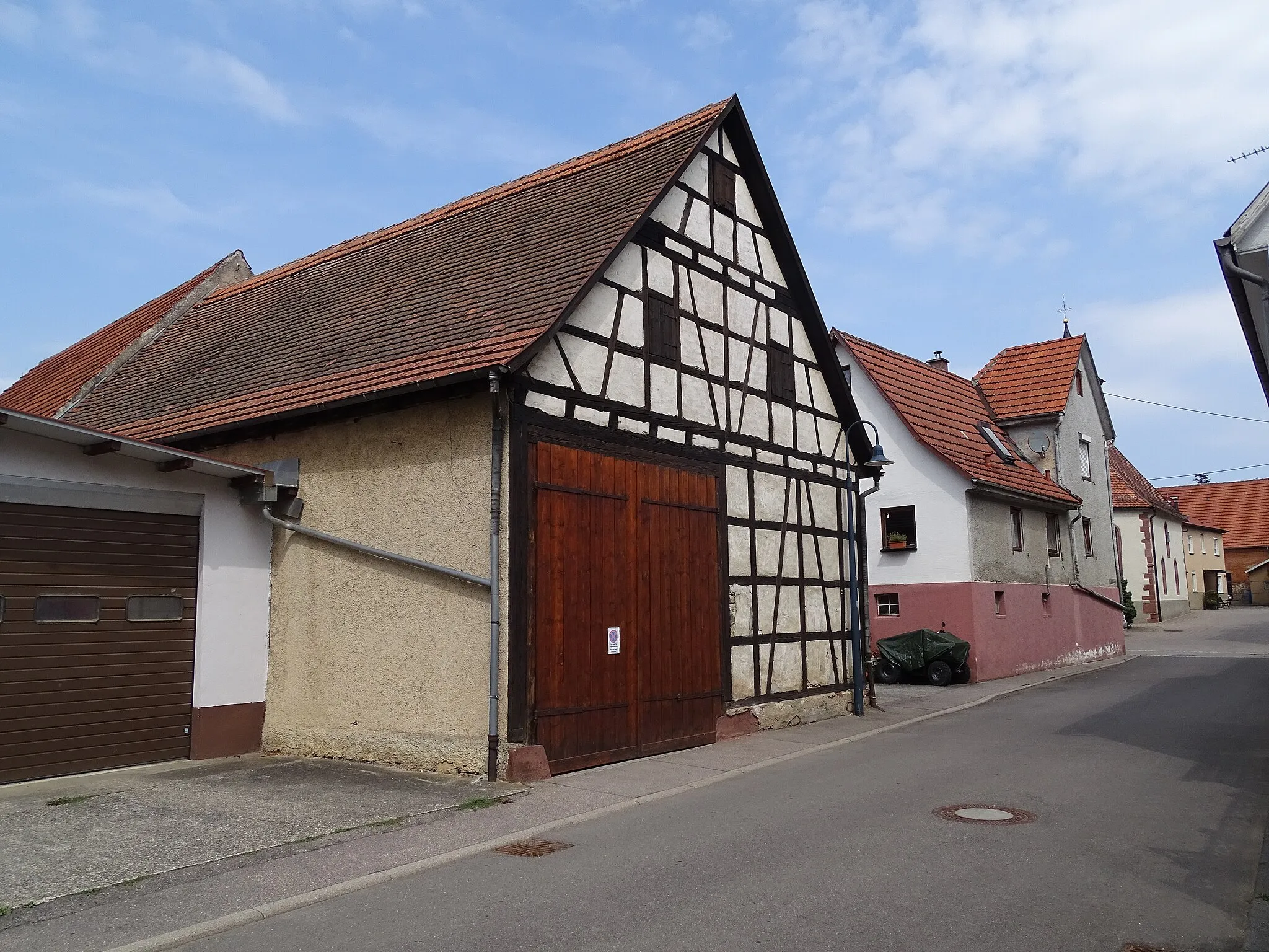 Photo showing: Gebäude und Straßenansichten von Rutesheim Perouse