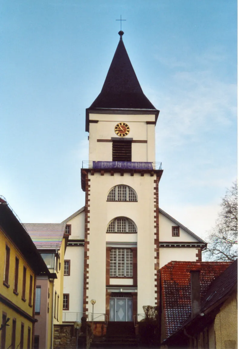 Photo showing: Wössingens Kirche im Weinbrenner-Stil, erbaut 1817-22 nach Entwurf von Friedrich Theodor Fischer.