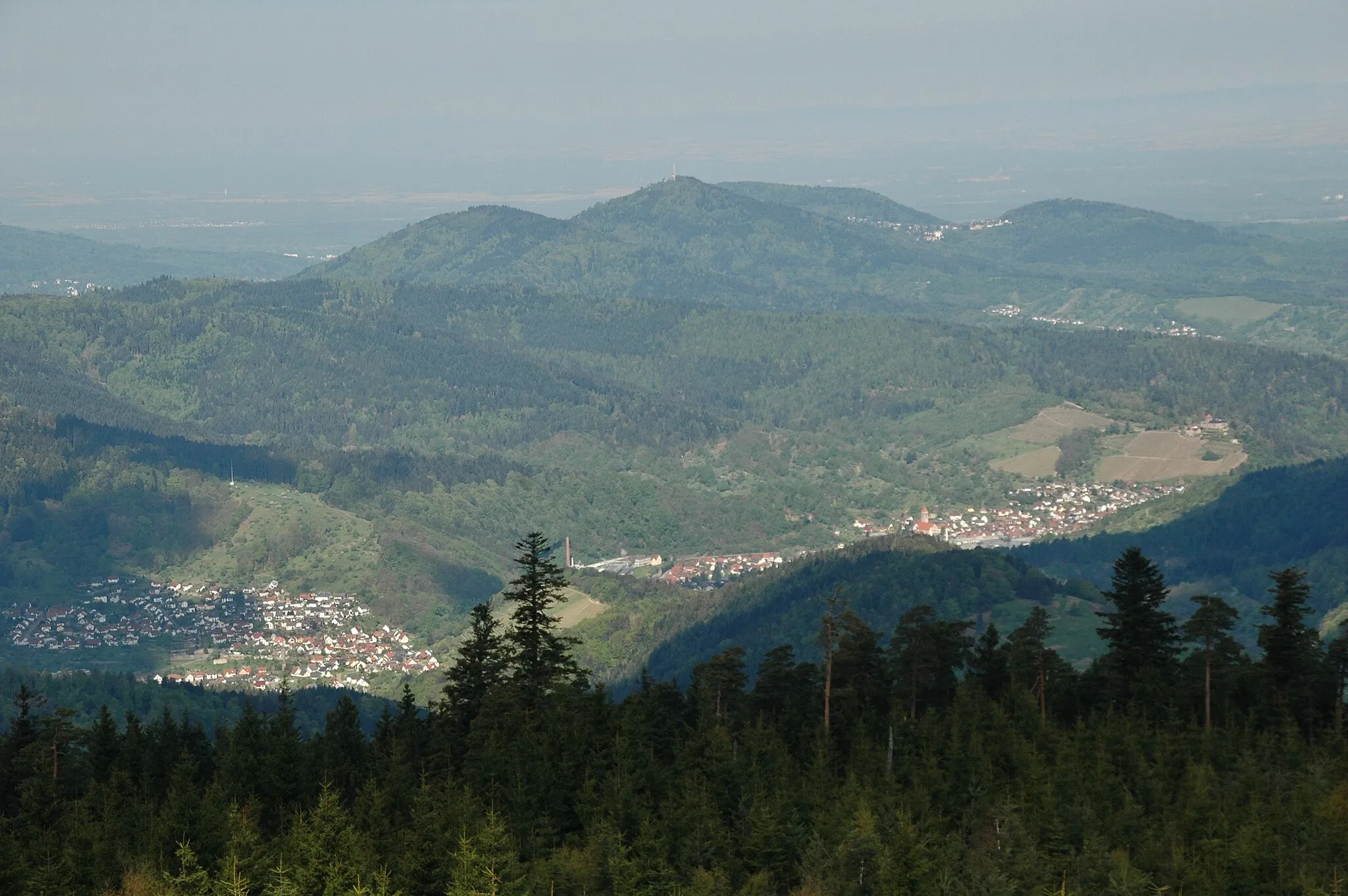 Photo showing: Ausblick vom Hohlohturm (Kaiser-Wilhelm-Turm)