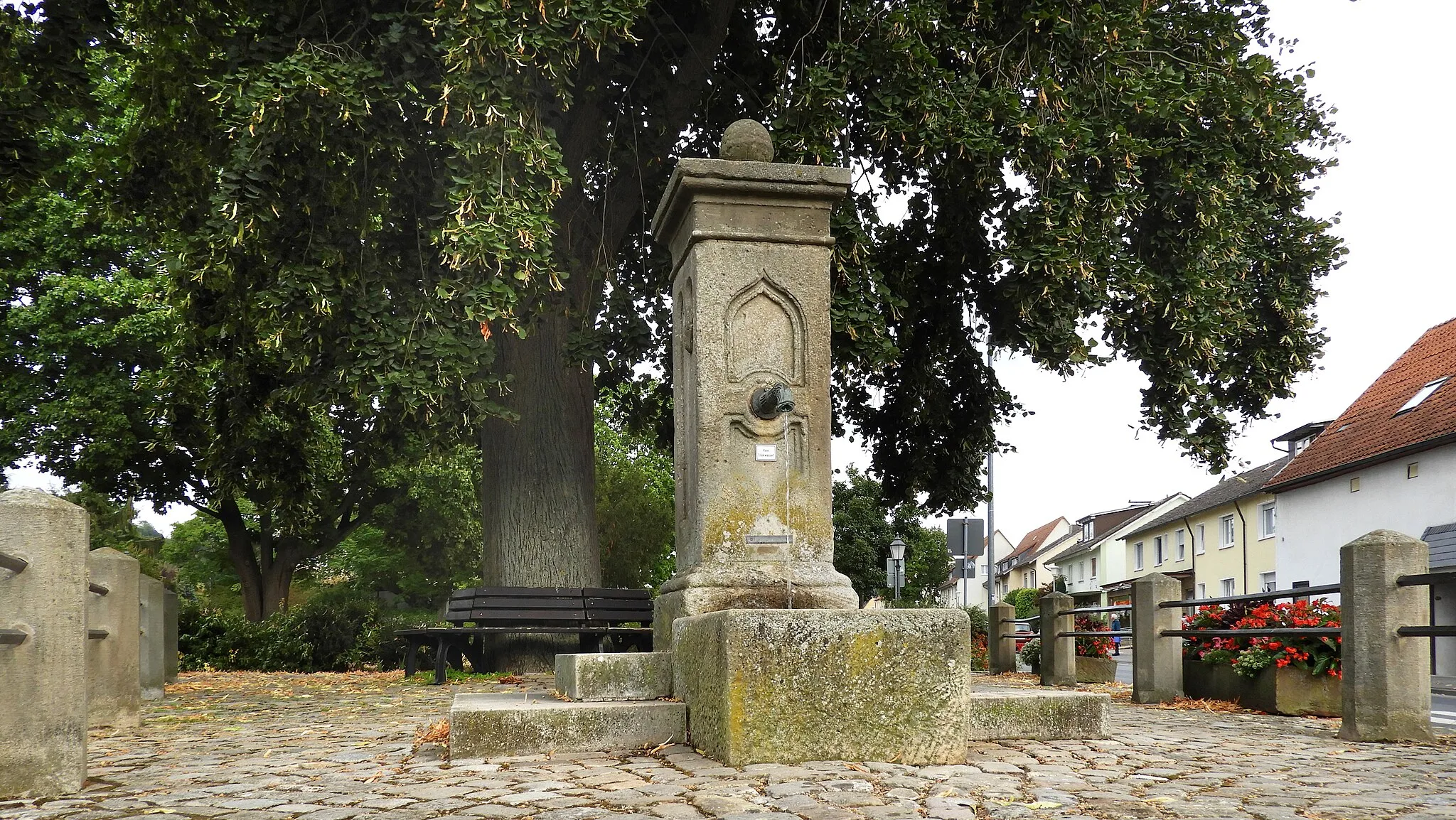 Photo showing: This is a picture of the Hessian Kulturdenkmal (cultural monument) with the ID