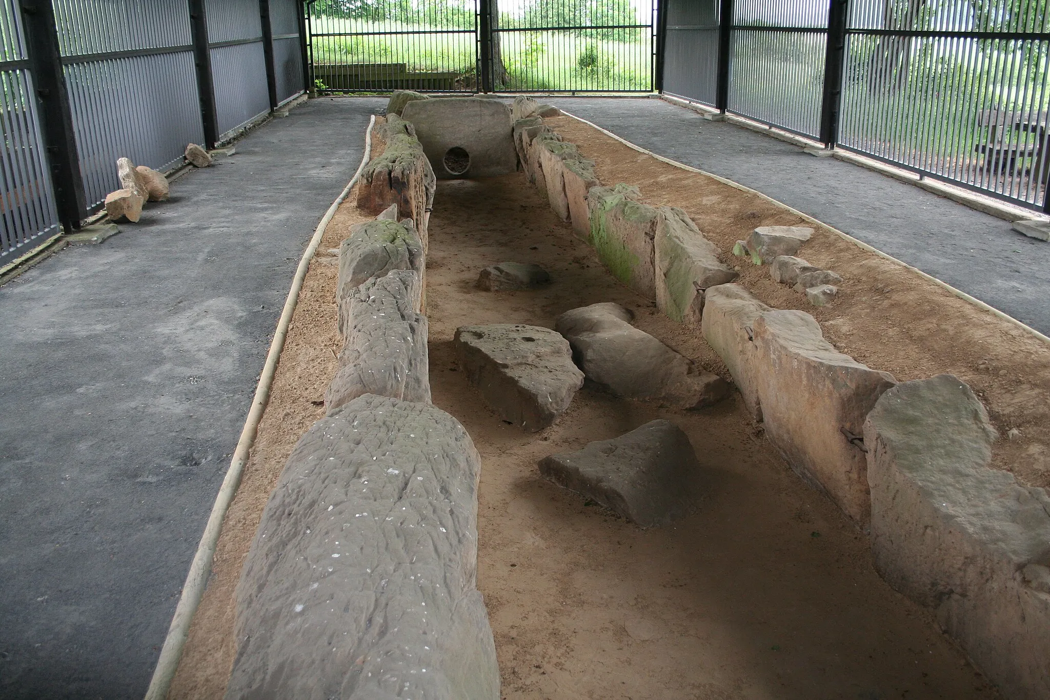 Photo showing: Gallery grave at Züschen