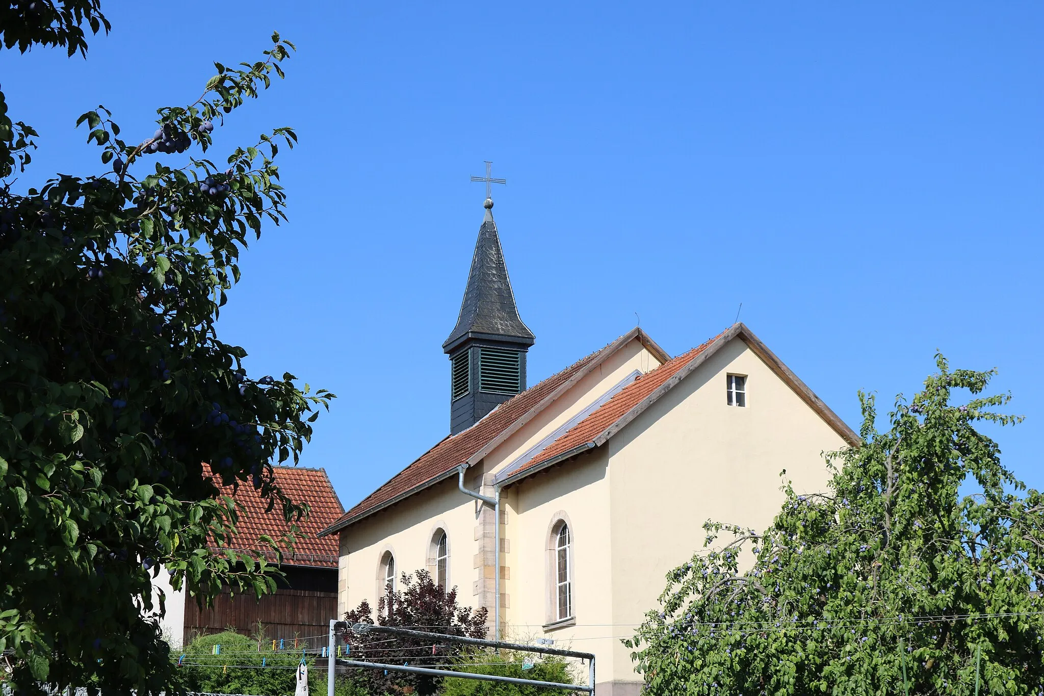 Photo showing: Die Evangelische Kirche Flieden