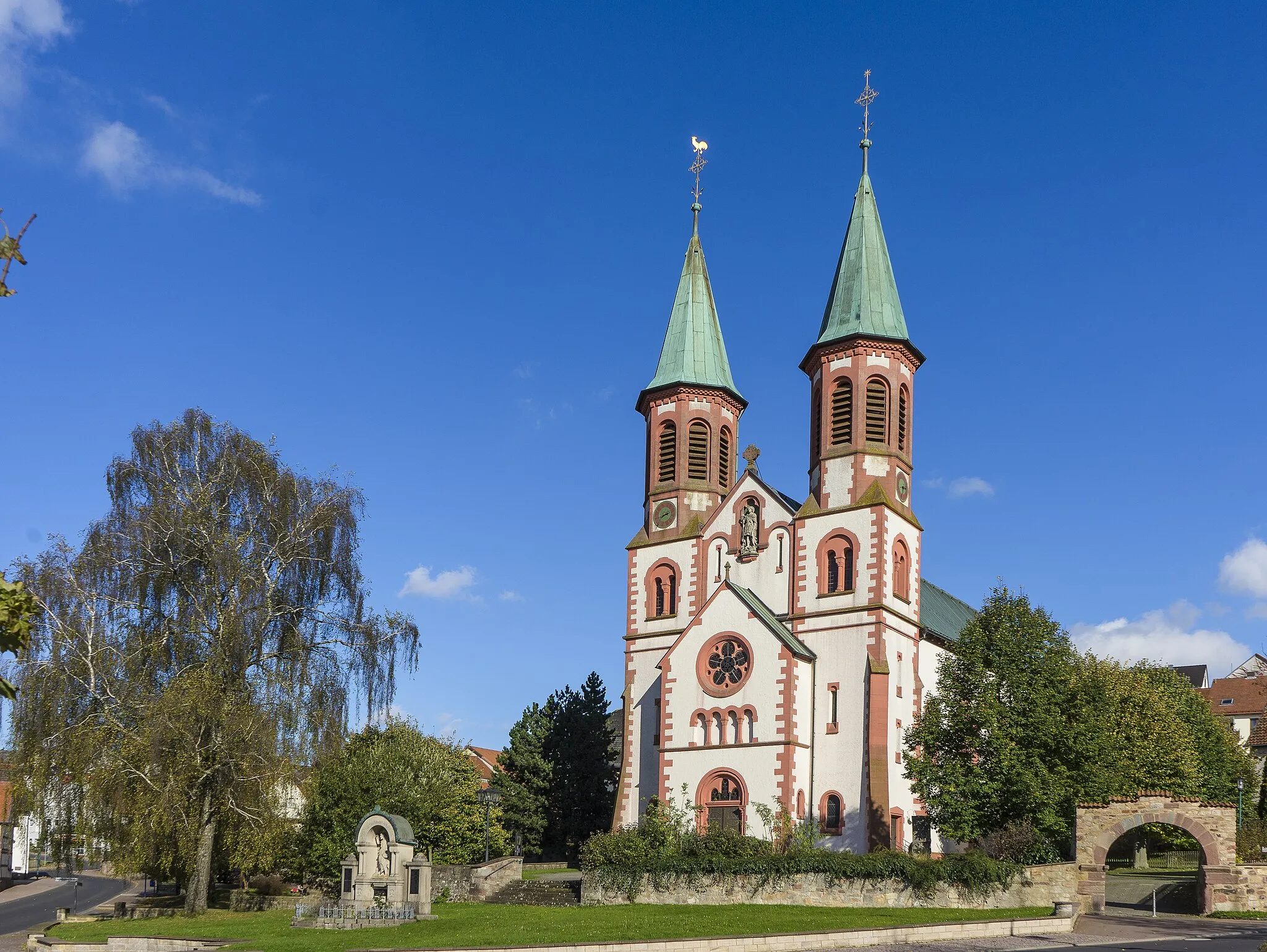 Photo showing: St. Georg Church, Hofbieber