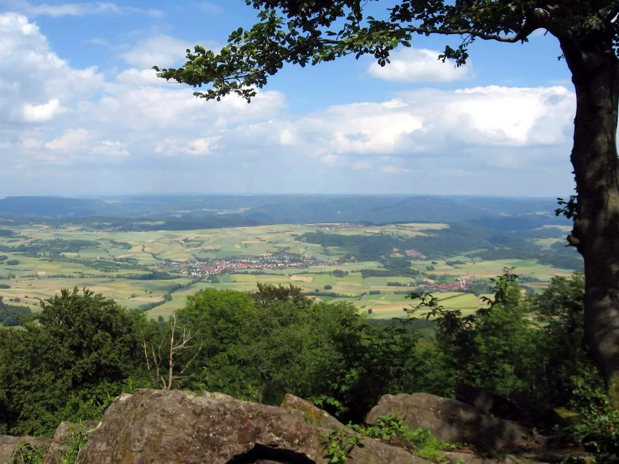 Photo showing: Mountain "Hoher Meißner" - East view from the "Kalbe", Hesse, Germany.