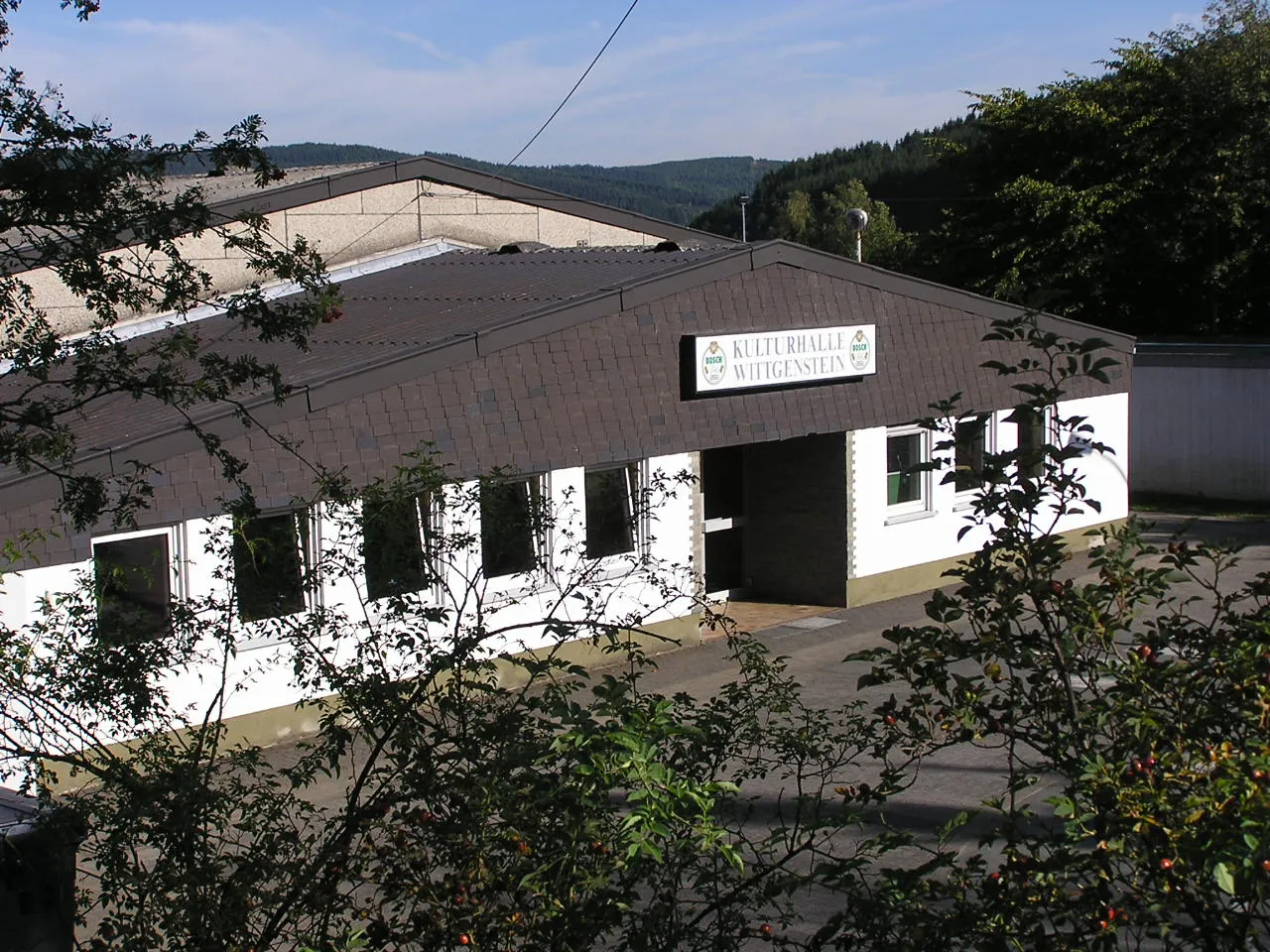 Photo showing: Haupteingang der Kulturhalle "Wittgenstein" Dotzlar