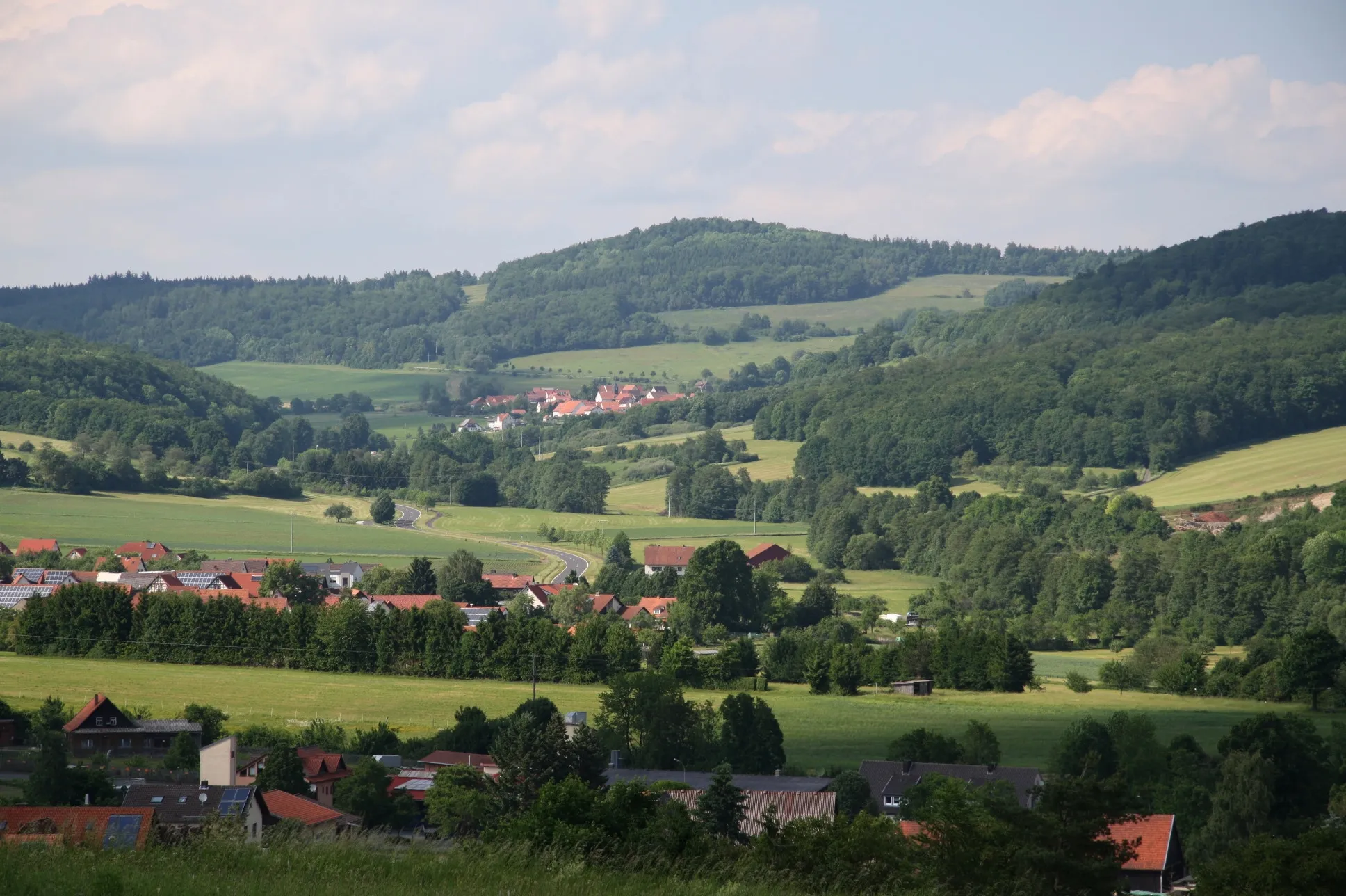 Photo showing: Blick vom Gebiet südwestlich von Fladungen nordwärts zum Stellberg bei Melpers