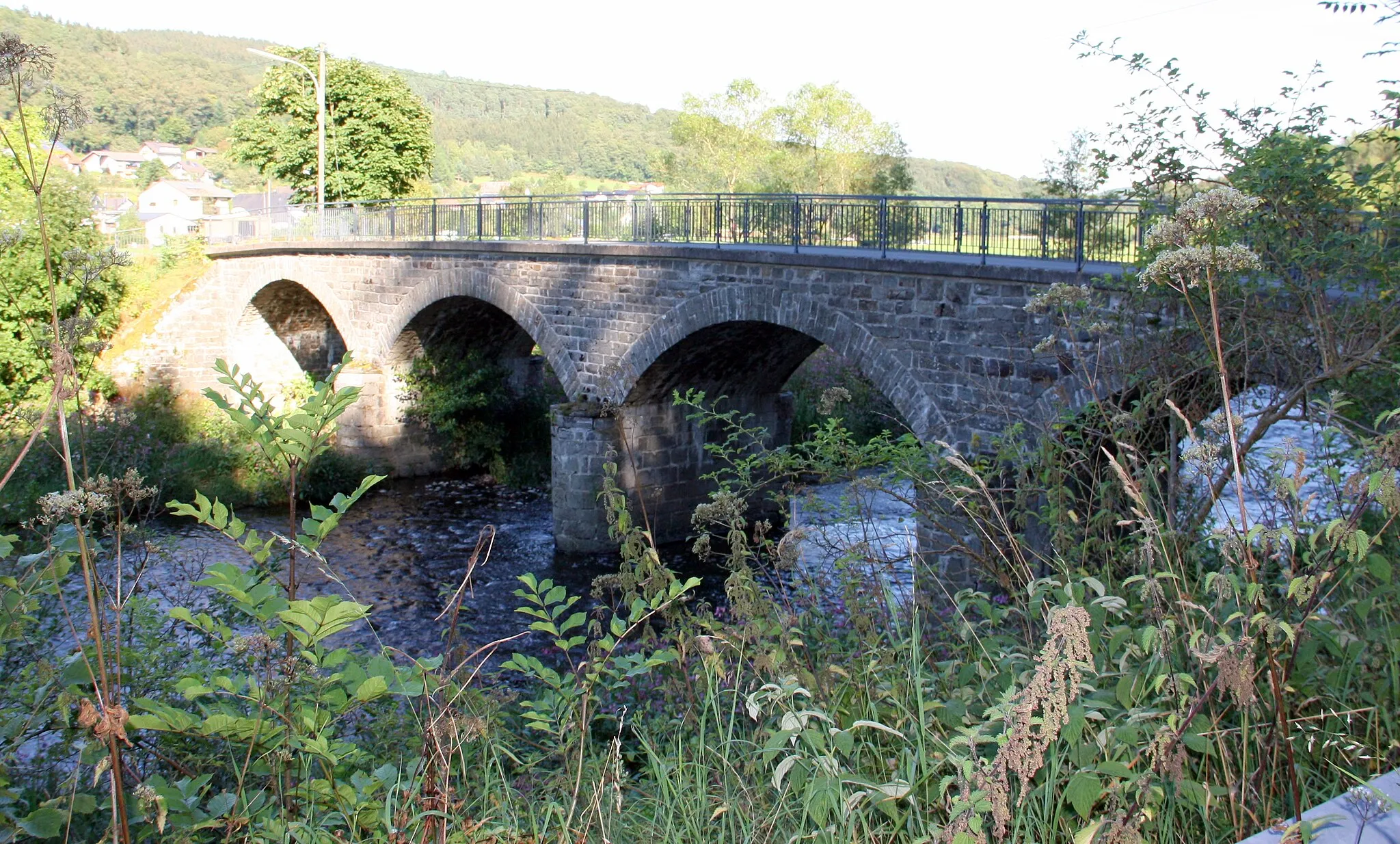 Photo showing: Beddelhausen Bridge