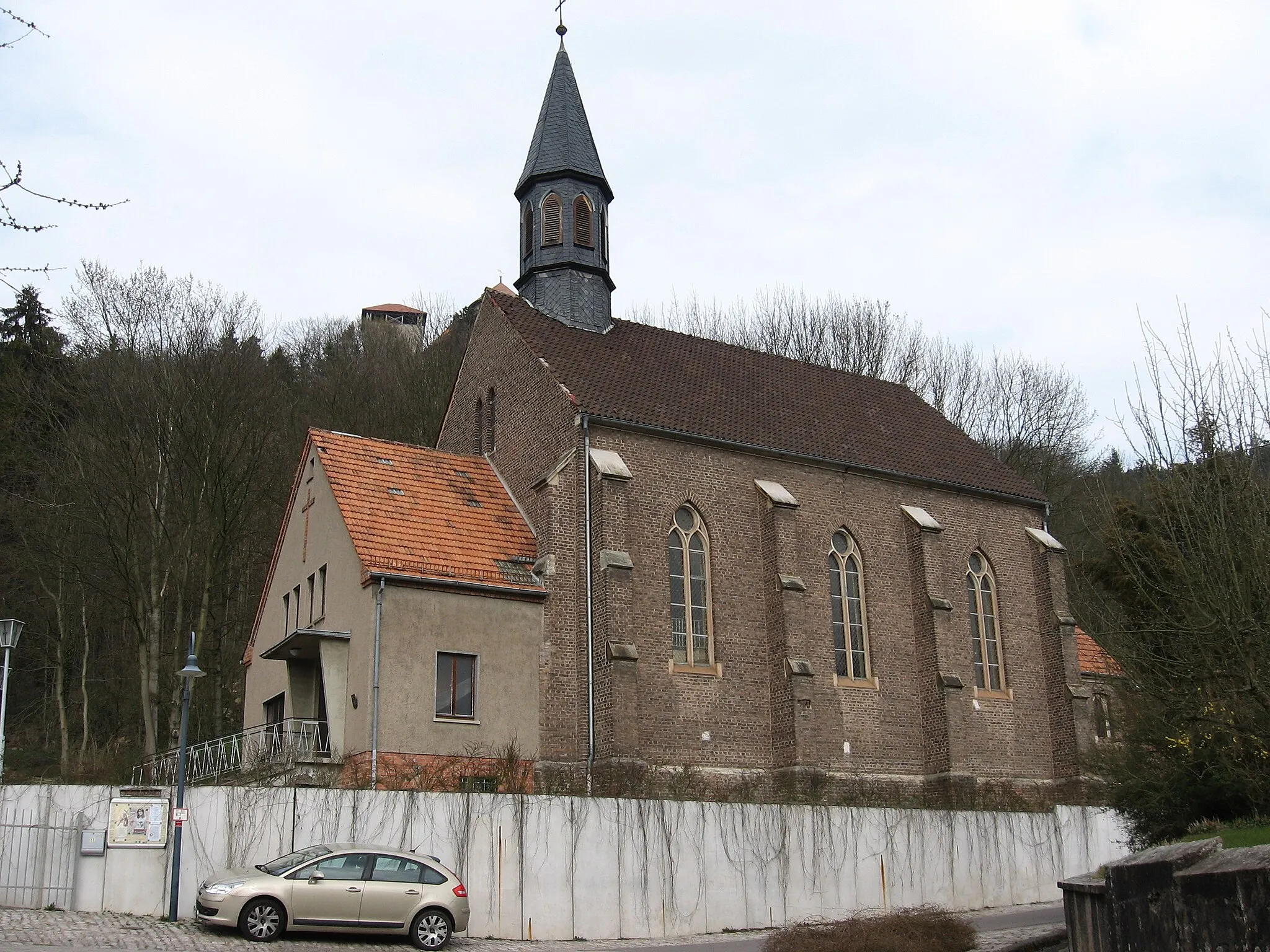 Photo showing: Treffurt/Germany: katholische Kirche St. Marien

Treffurt/Germany: Church of St. Mary