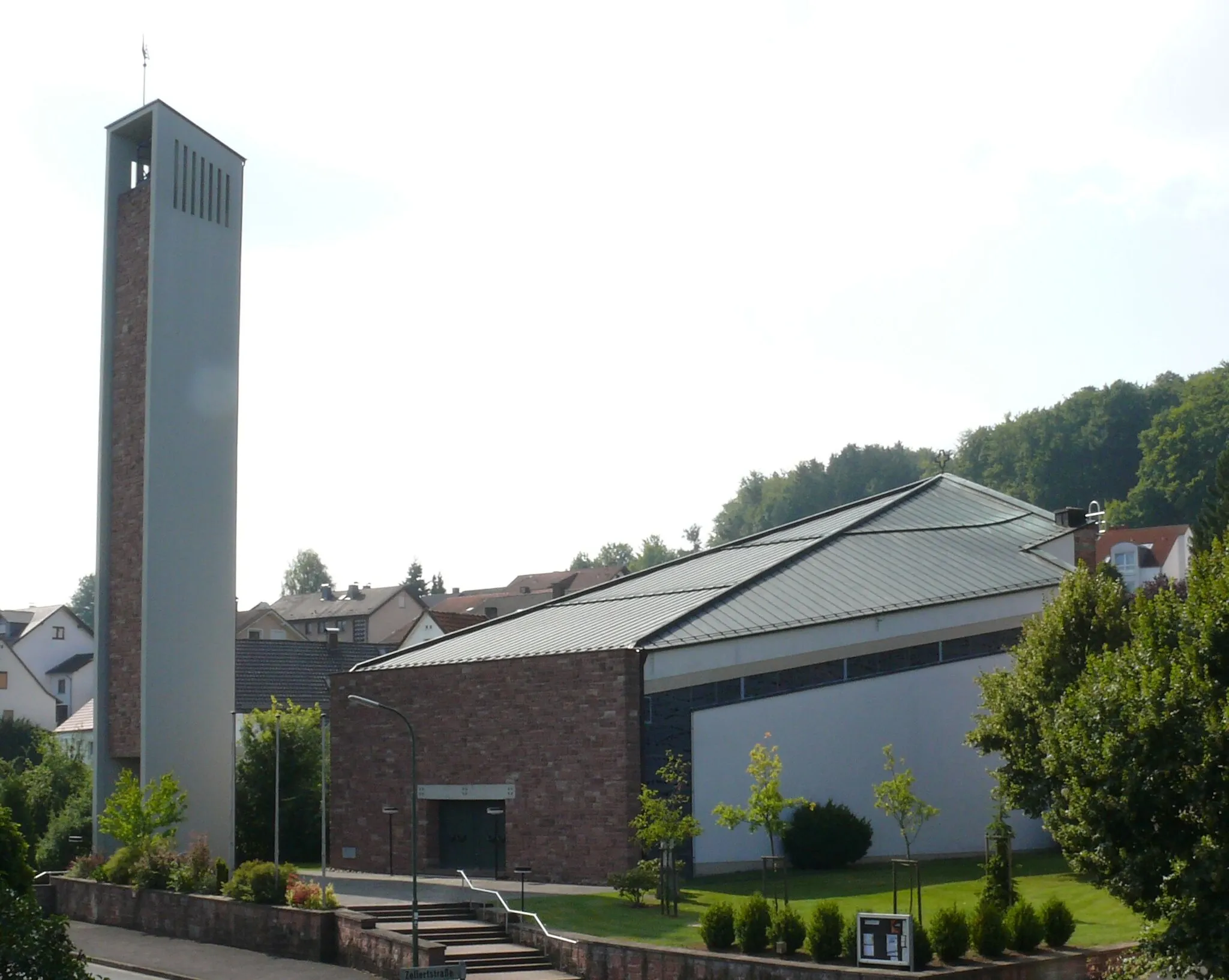 Photo showing: Katholische Pfarrkirche St. Laurentius in Neuhof - Giesel bei Fulda