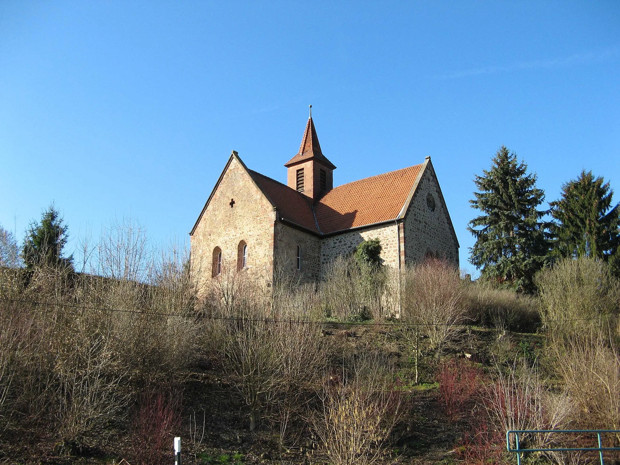 Photo showing: Kirche von Blankenheim (Bebra); ehemalige Klosterkirche (Chor und Querhaus) des Augustinerinnenklosters Blankenheim