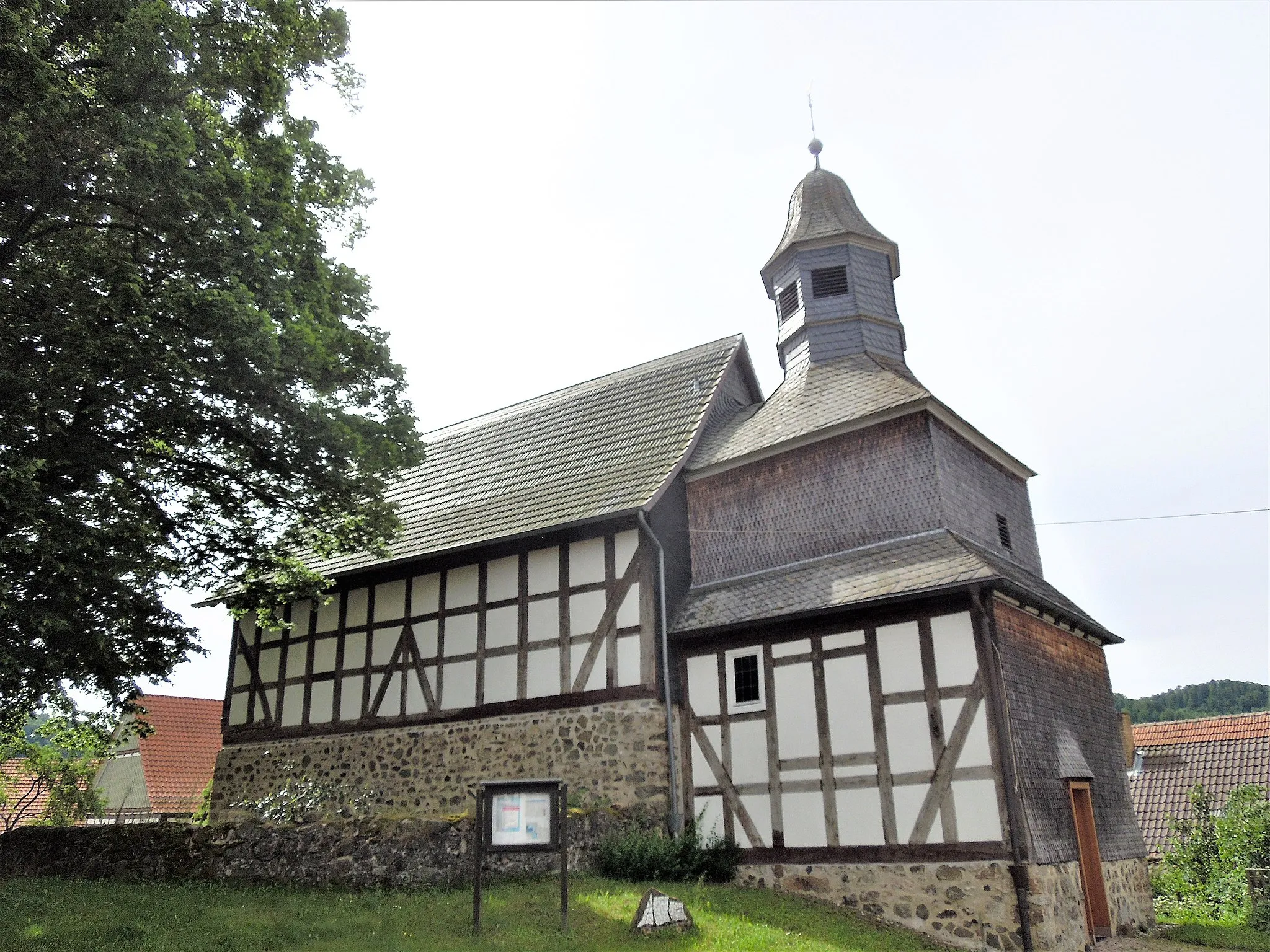 Photo showing: Armsfeld, Dorfkirche