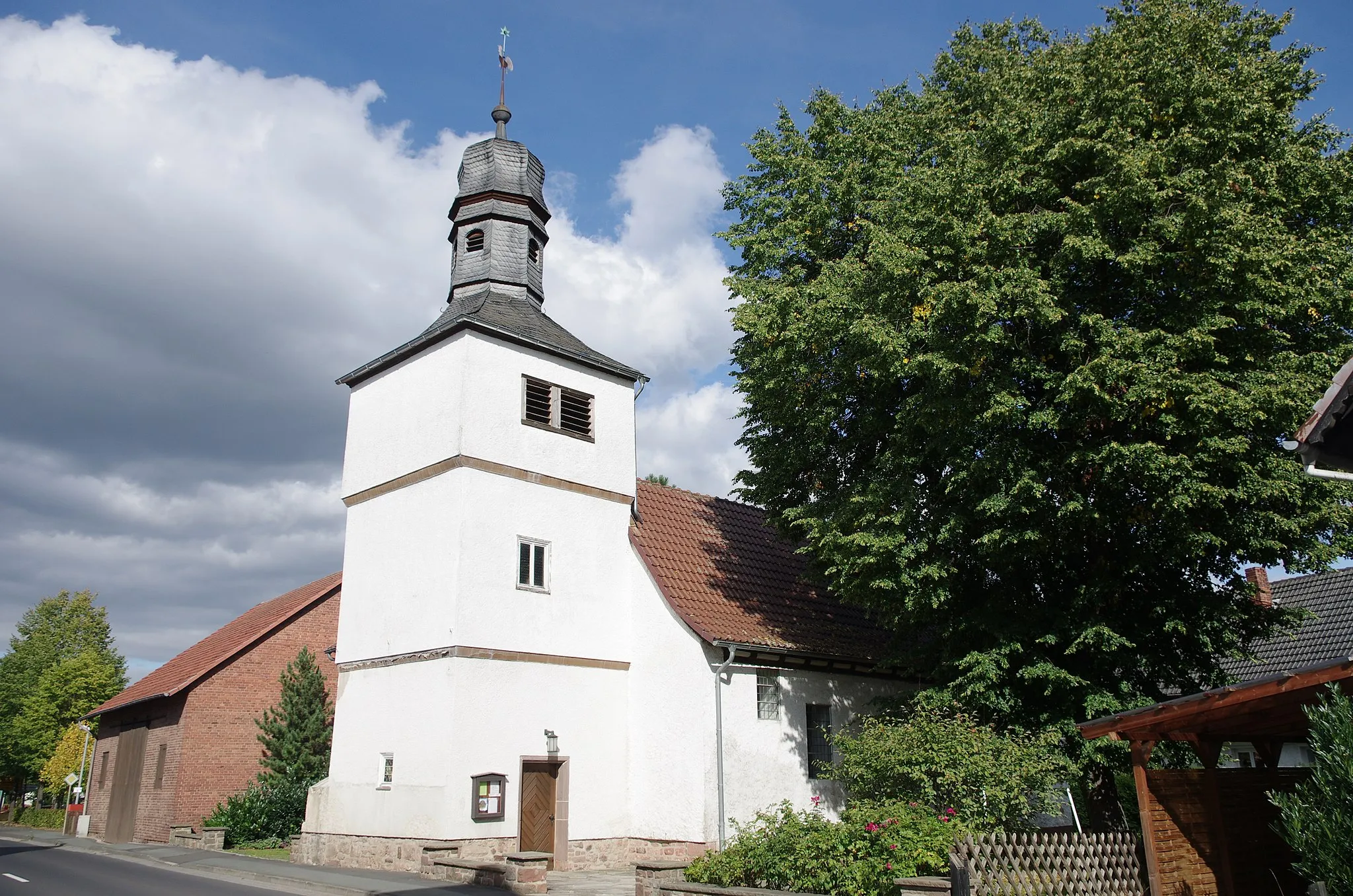 Photo showing: Bad Wildungen, Ortsteil Wega in Hessen. Die Kirche befindet sich an der Hauptstraße in Wega.