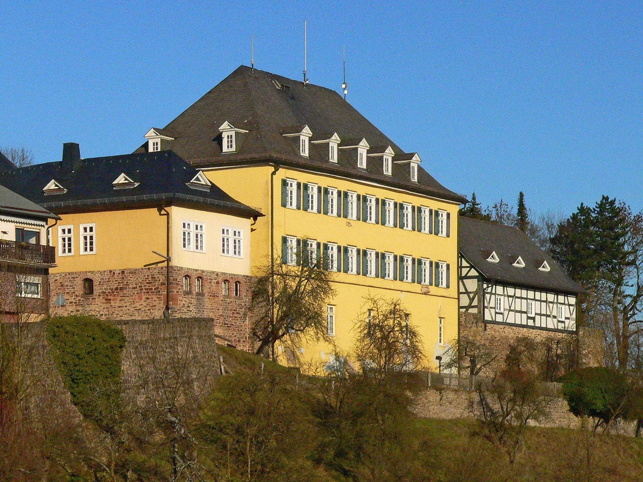 Photo showing: Battenberg (Hessen) - Schloss (Neuburg), seit 1971 Sitz der Stadtverwaltung