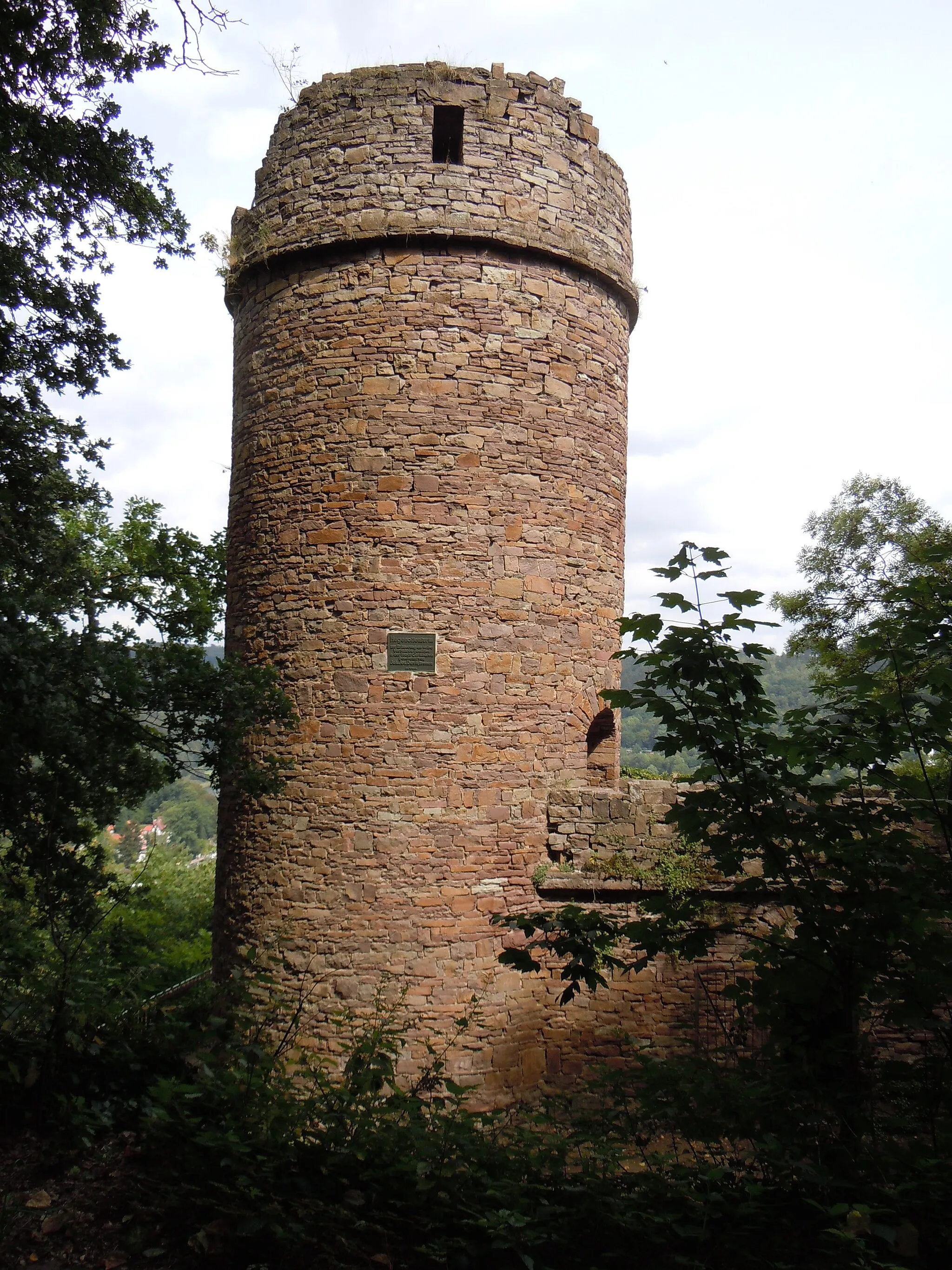 Photo showing: Hugenottenturm