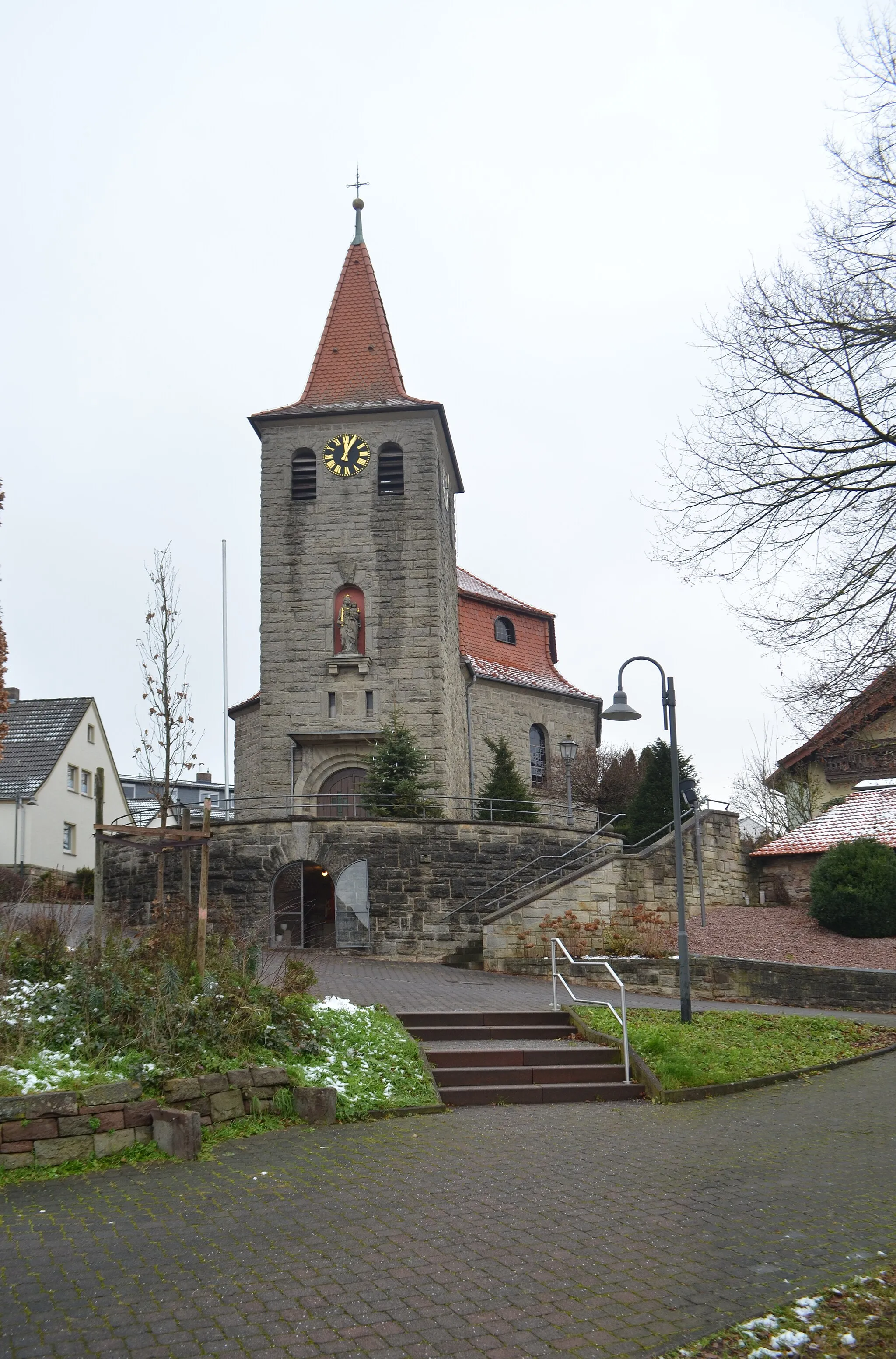 Photo showing: Arzell, Franz-Xaver-Kirche