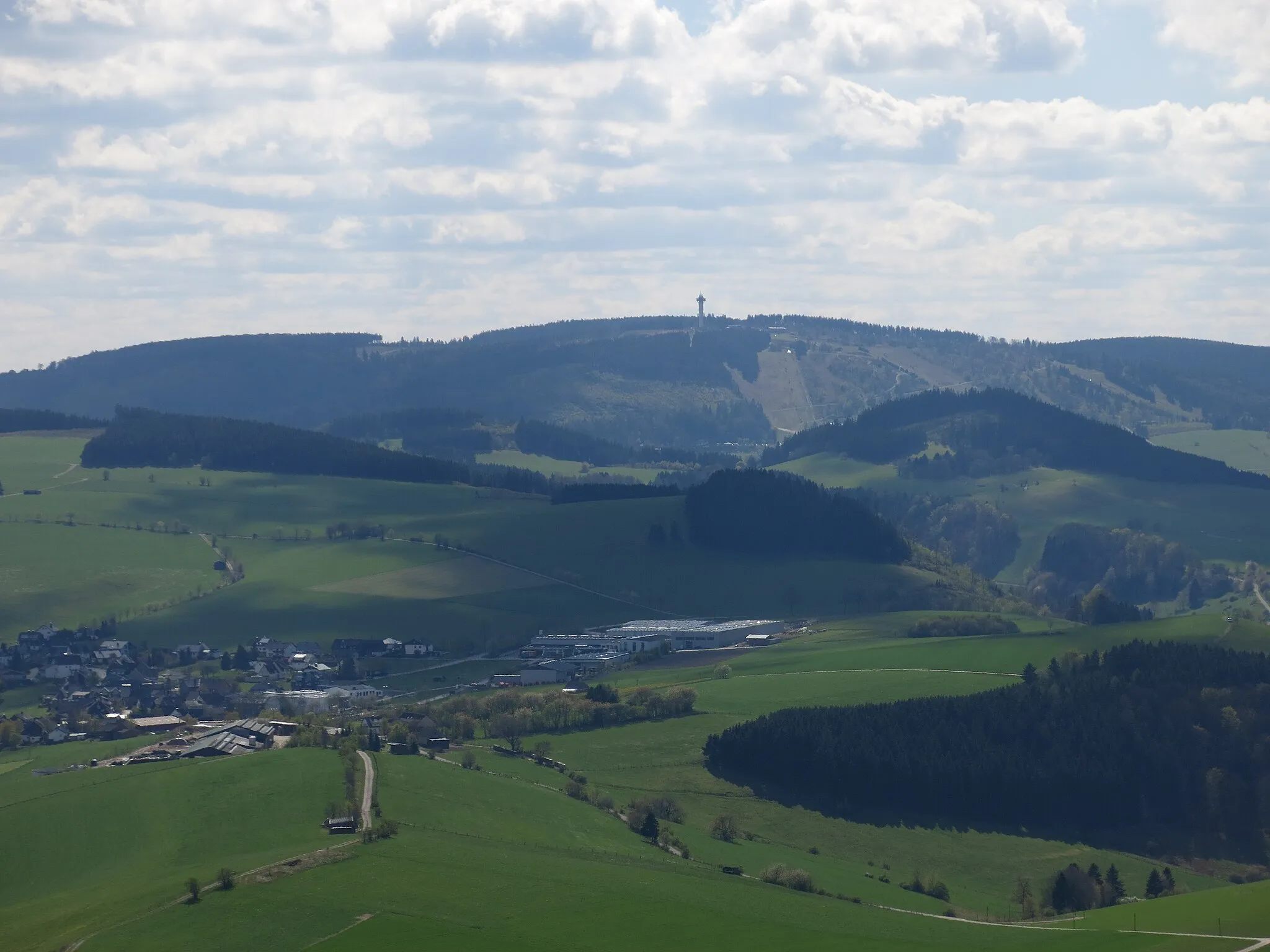 Photo showing: Blick vom Dommelturm nach Südwesten zum Ettelsberg