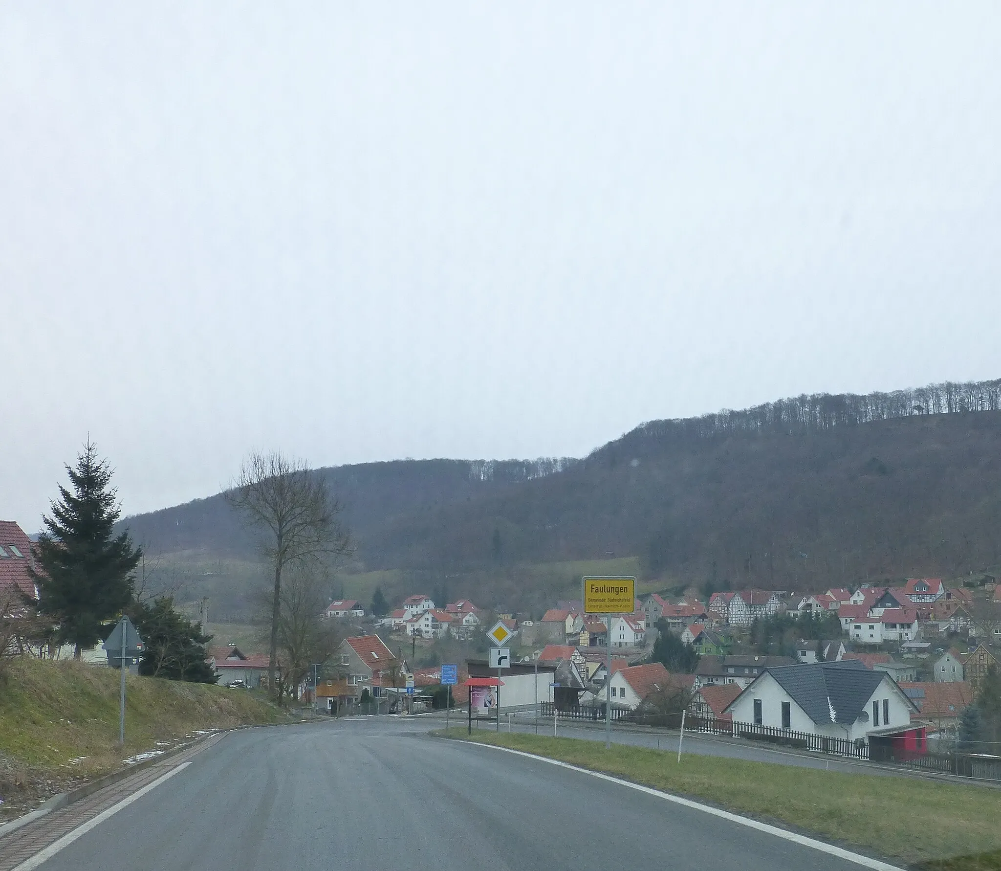 Photo showing: Blick über Faulungen in Richtung Friedatal