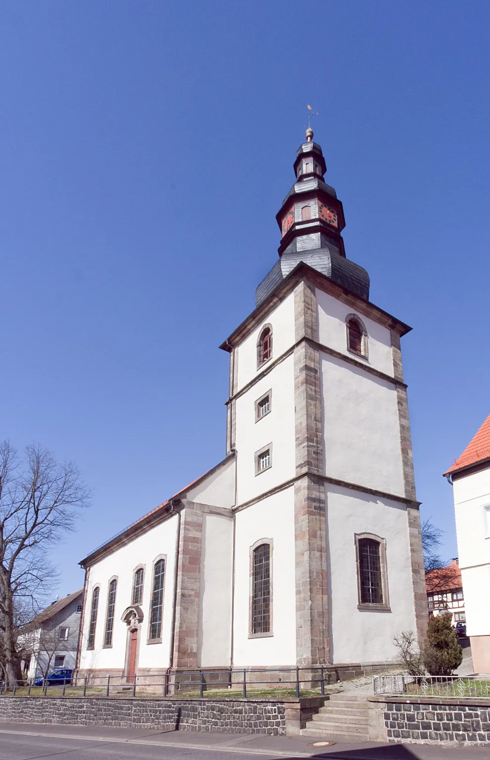 Photo showing: Evangelische Andreaskirche in Altenschlirf, Stadtteil von Herbstein im Vogelsberg.