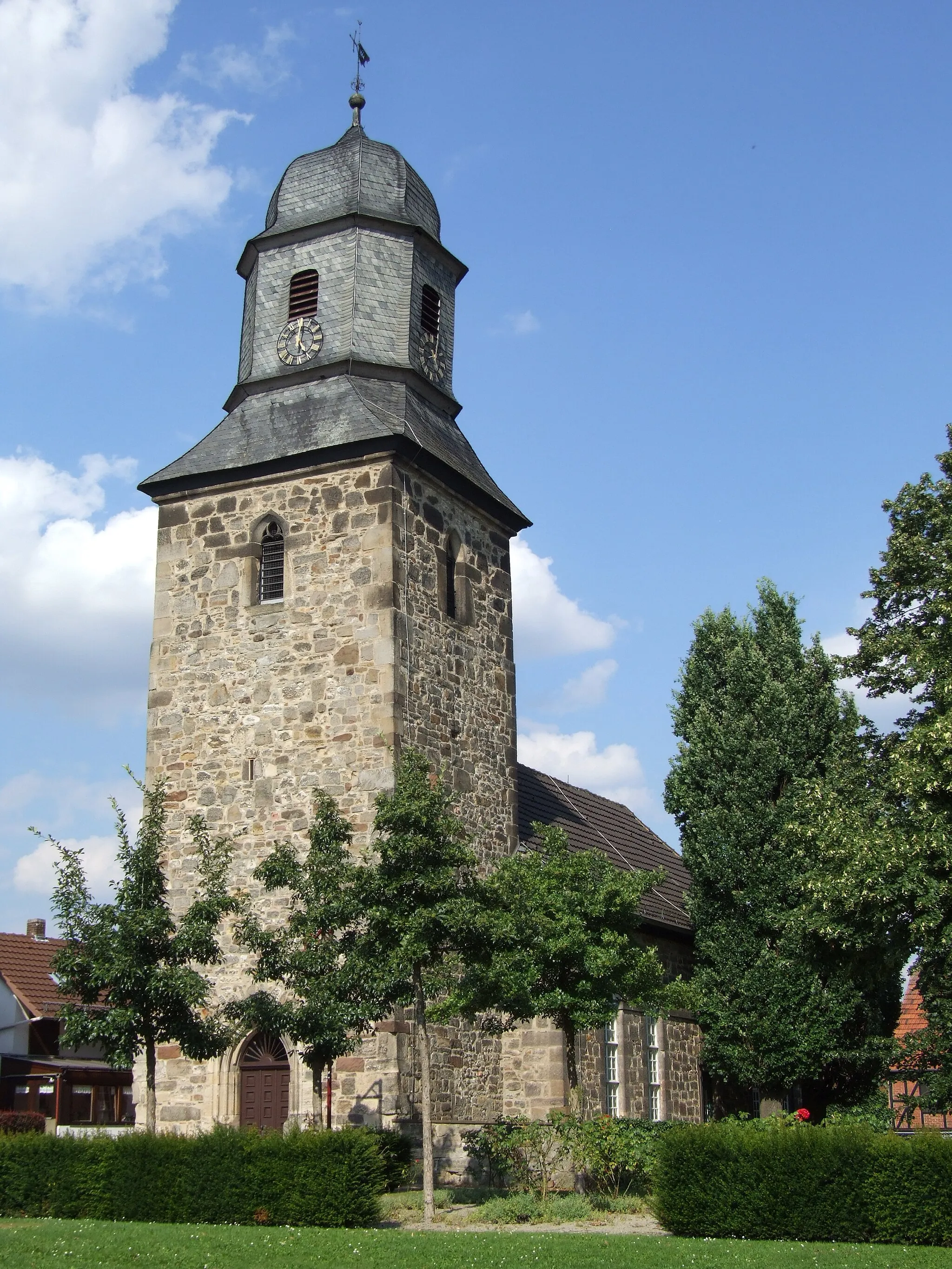 Photo showing: Evangelische Kirche Obervellmar