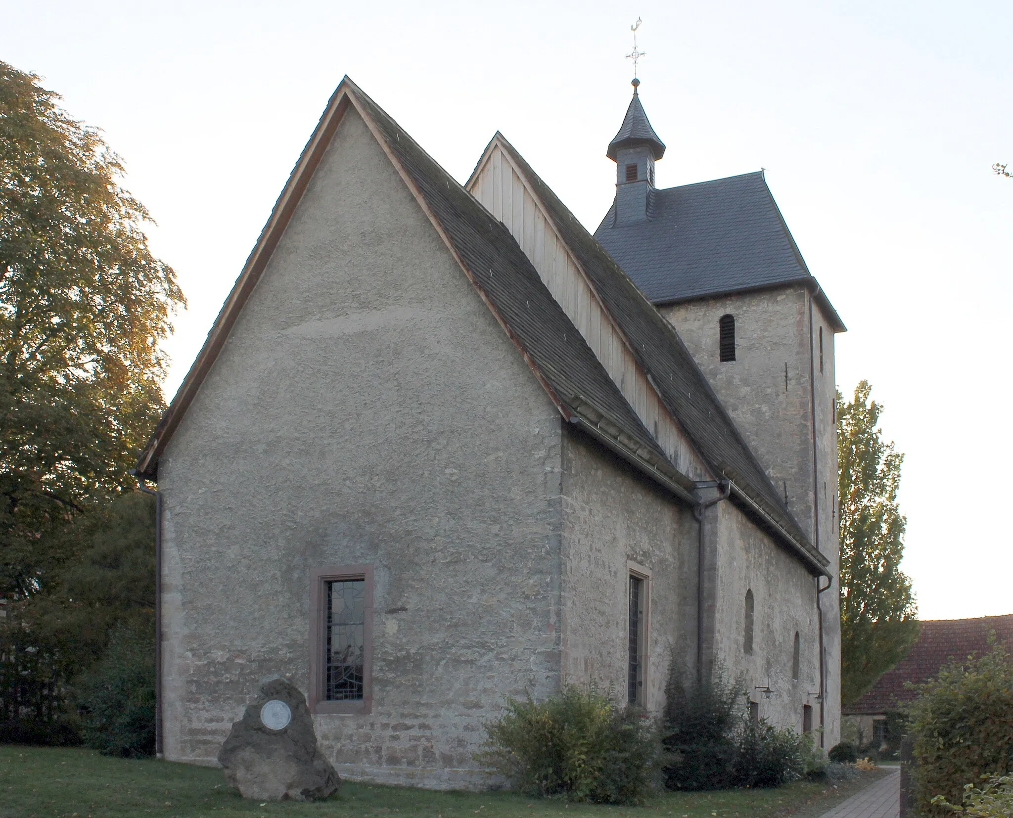 Photo showing: ev.Kirche in Wettesingen, Gemeinde Breuna, Ansicht von Nordosten